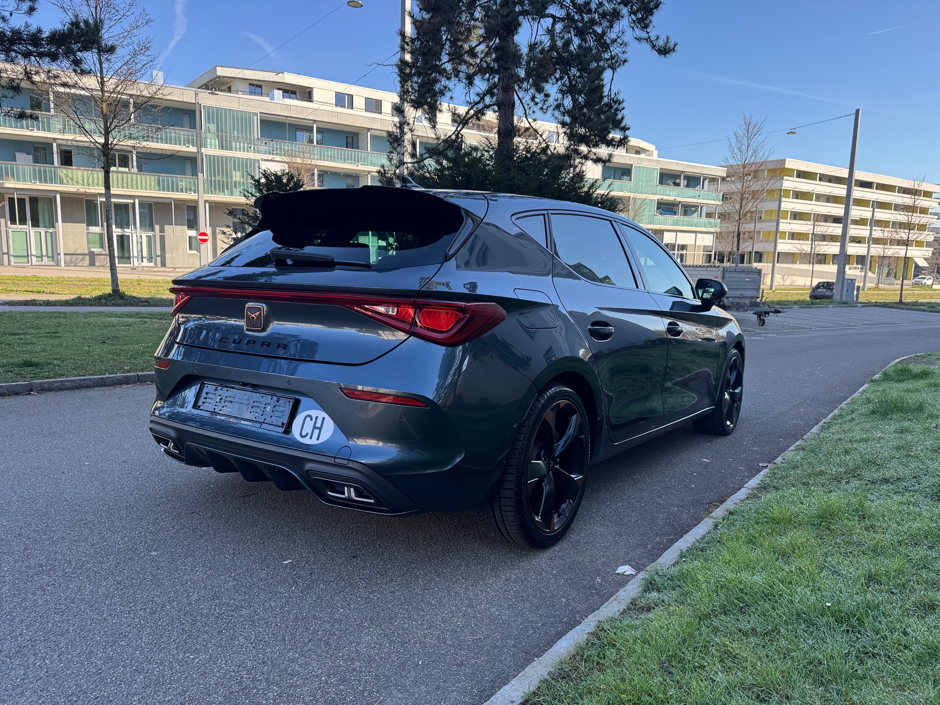 CUPRA LEON-image-5
