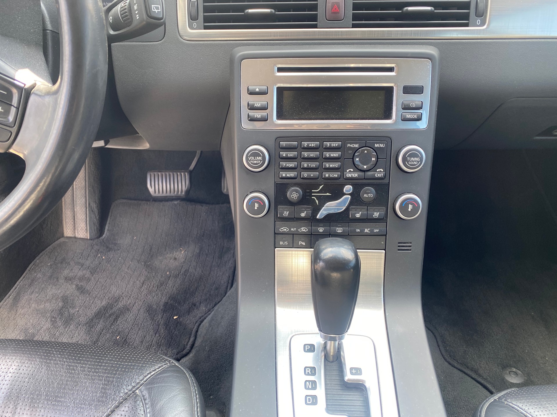 VOLVO V70 2.5T Summum Geartronic-image-14