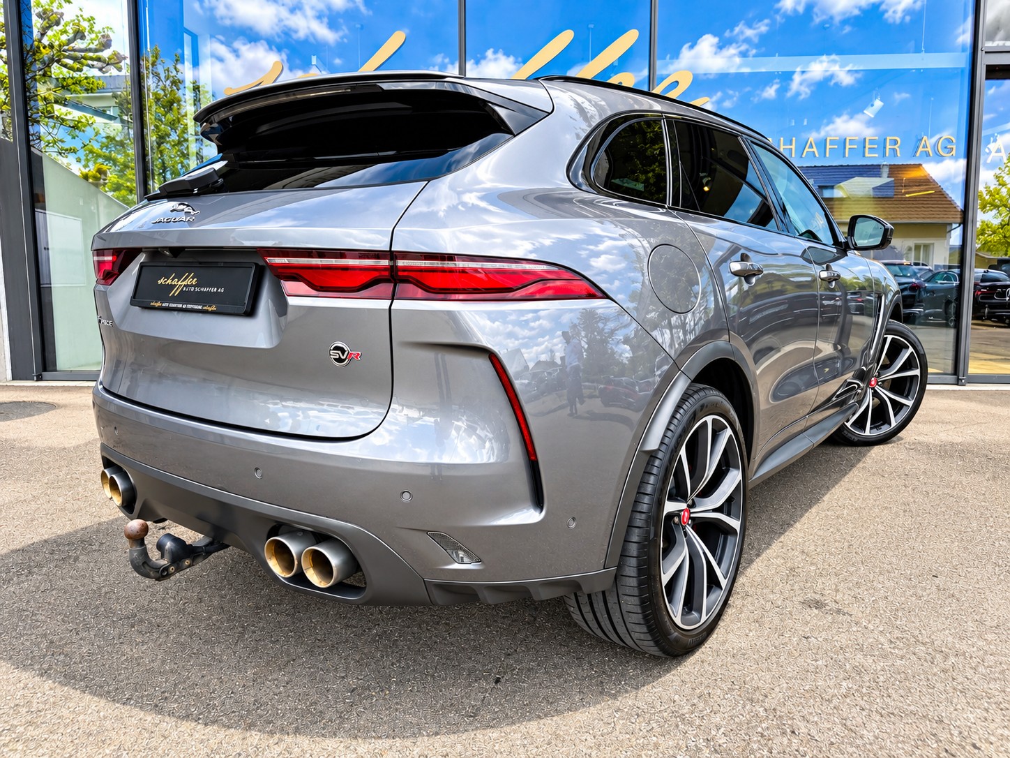 JAGUAR F-Pace 5.0 V8 SVR P550 AWD-image-8
