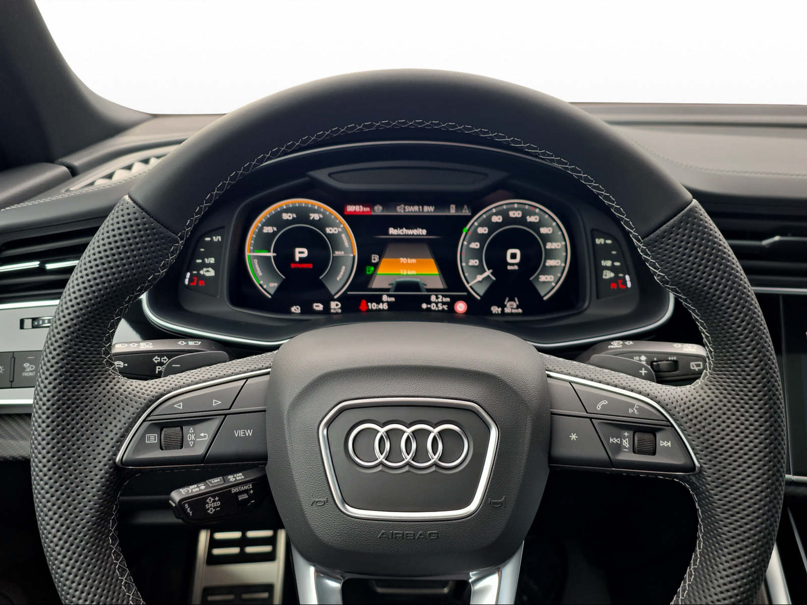 AUDI Q8 SUV TFSI e quattro 290 kW Attraction tiptronic-image-4