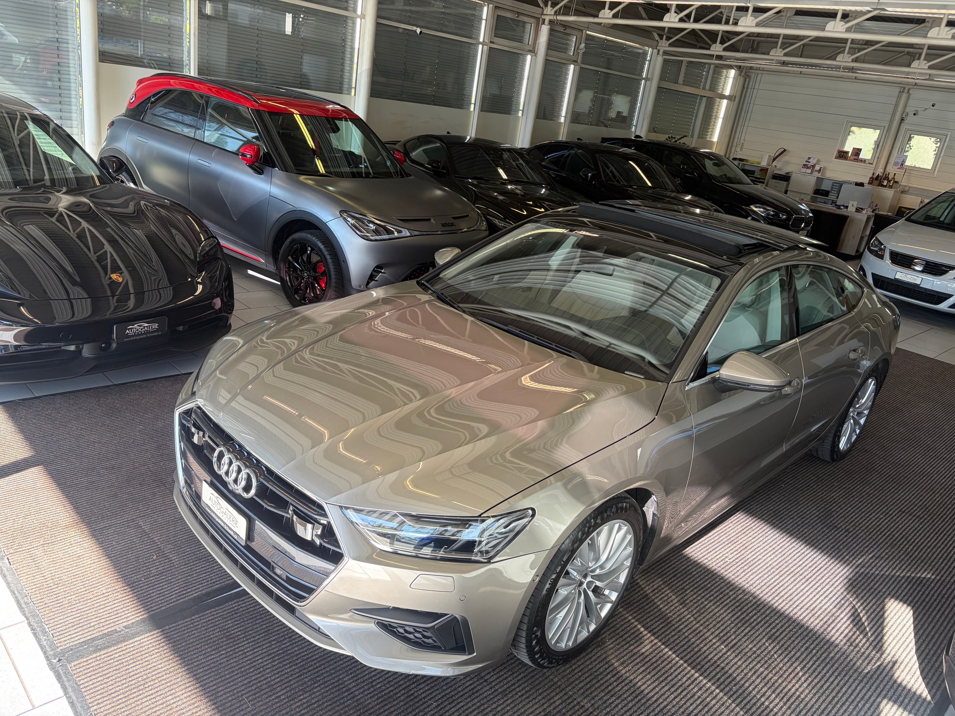 AUDI A7 Sportback 55 TFSI quattro | CH | ERSTBESITZ | Leder Valcona Beige | Nachtsicht | AHK | HeadUp | Luftfederung |-image-31