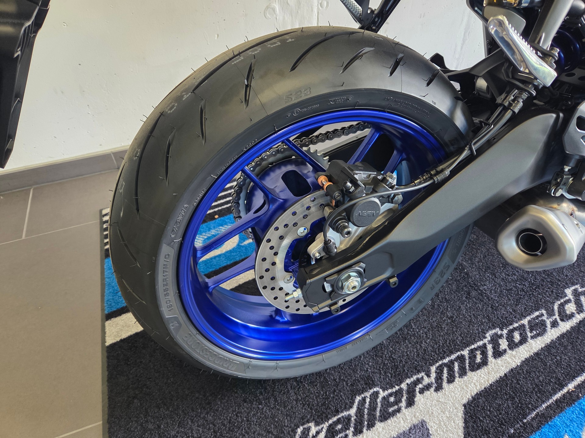 YAMAHA YZF-R7 (35kW)-image-9