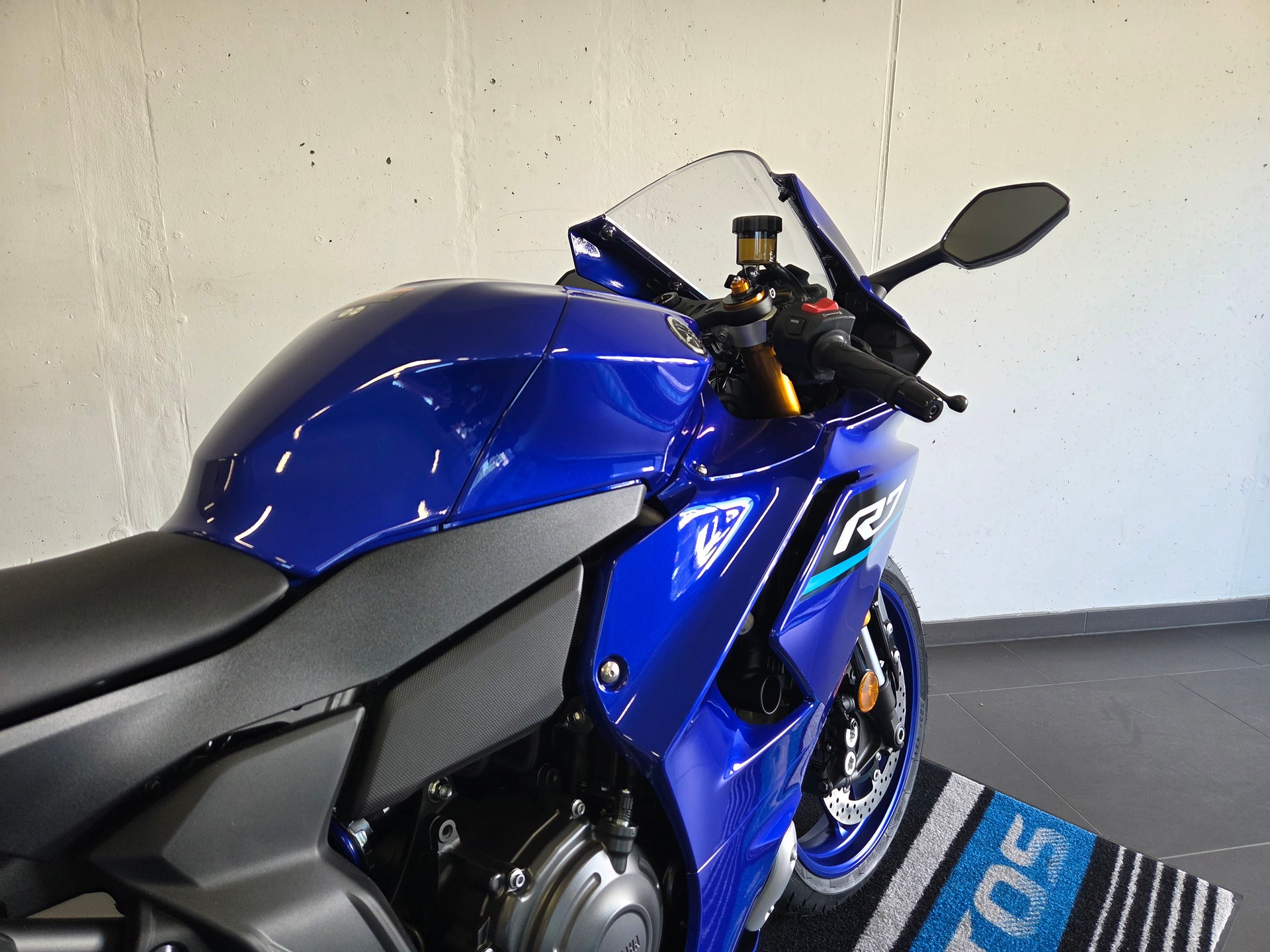 YAMAHA YZF-R7 (35kW)-image-15