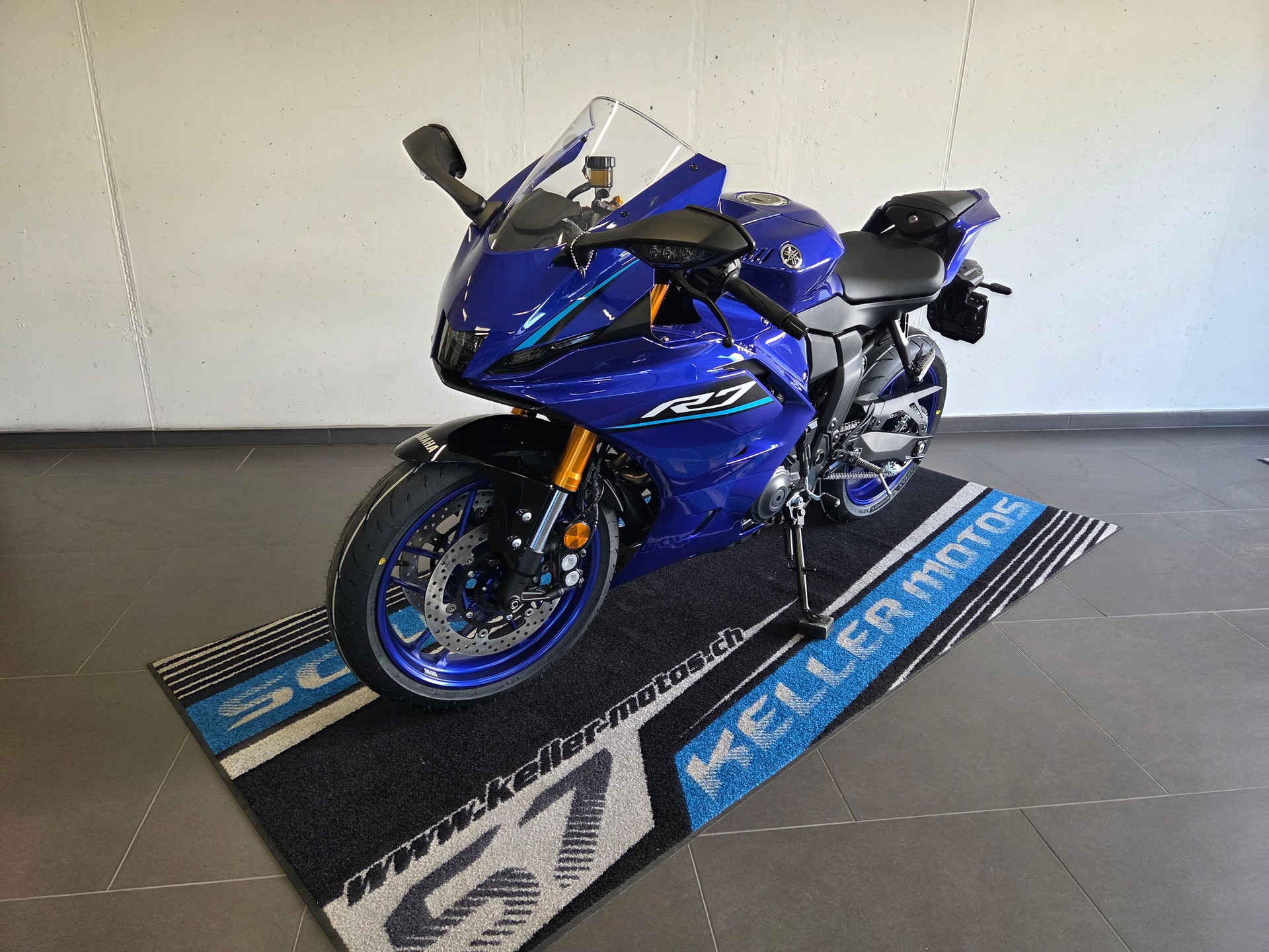 YAMAHA YZF-R7 (35kW)-image-12