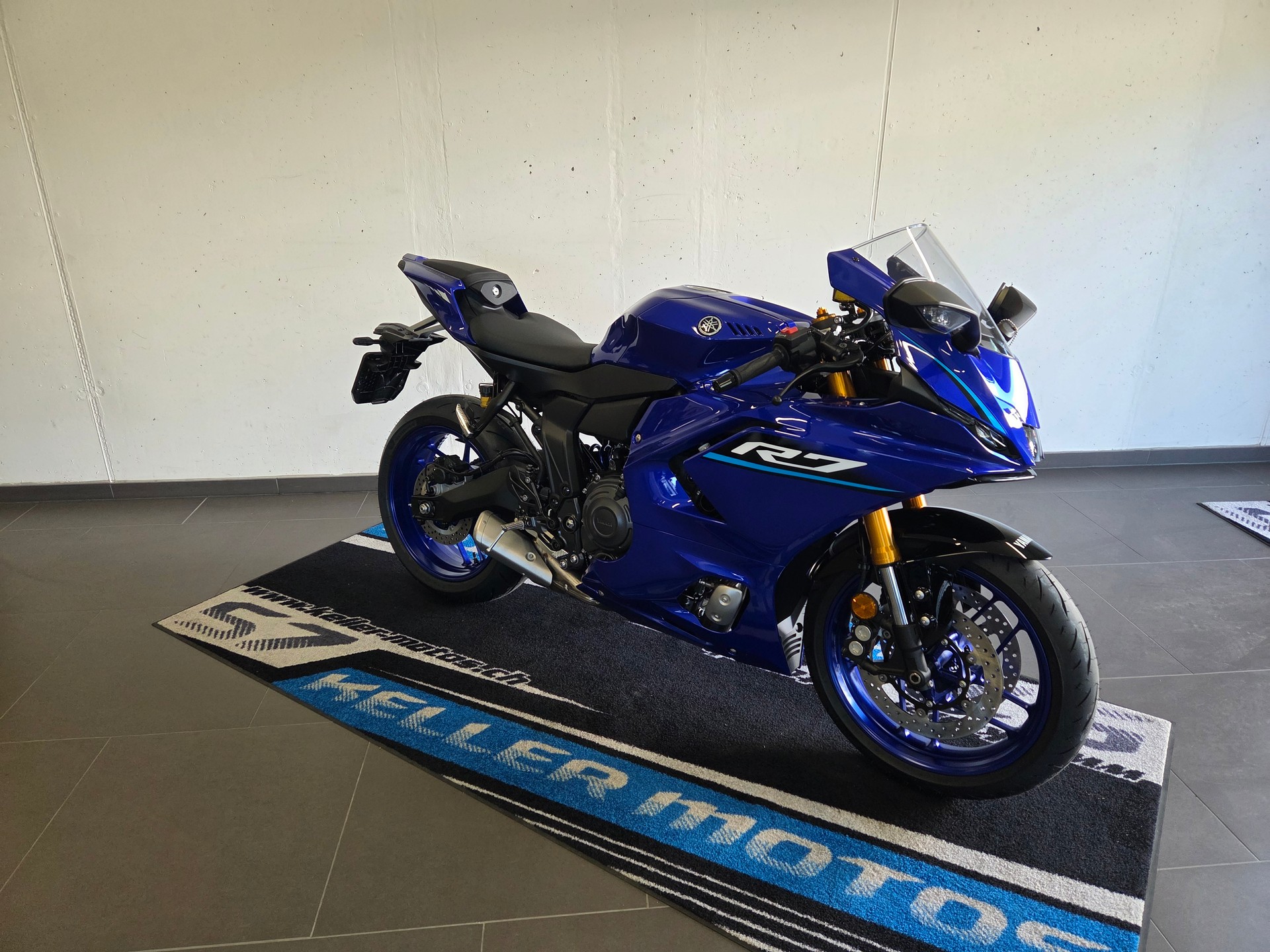 YAMAHA YZF-R7 (35kW)-image-2