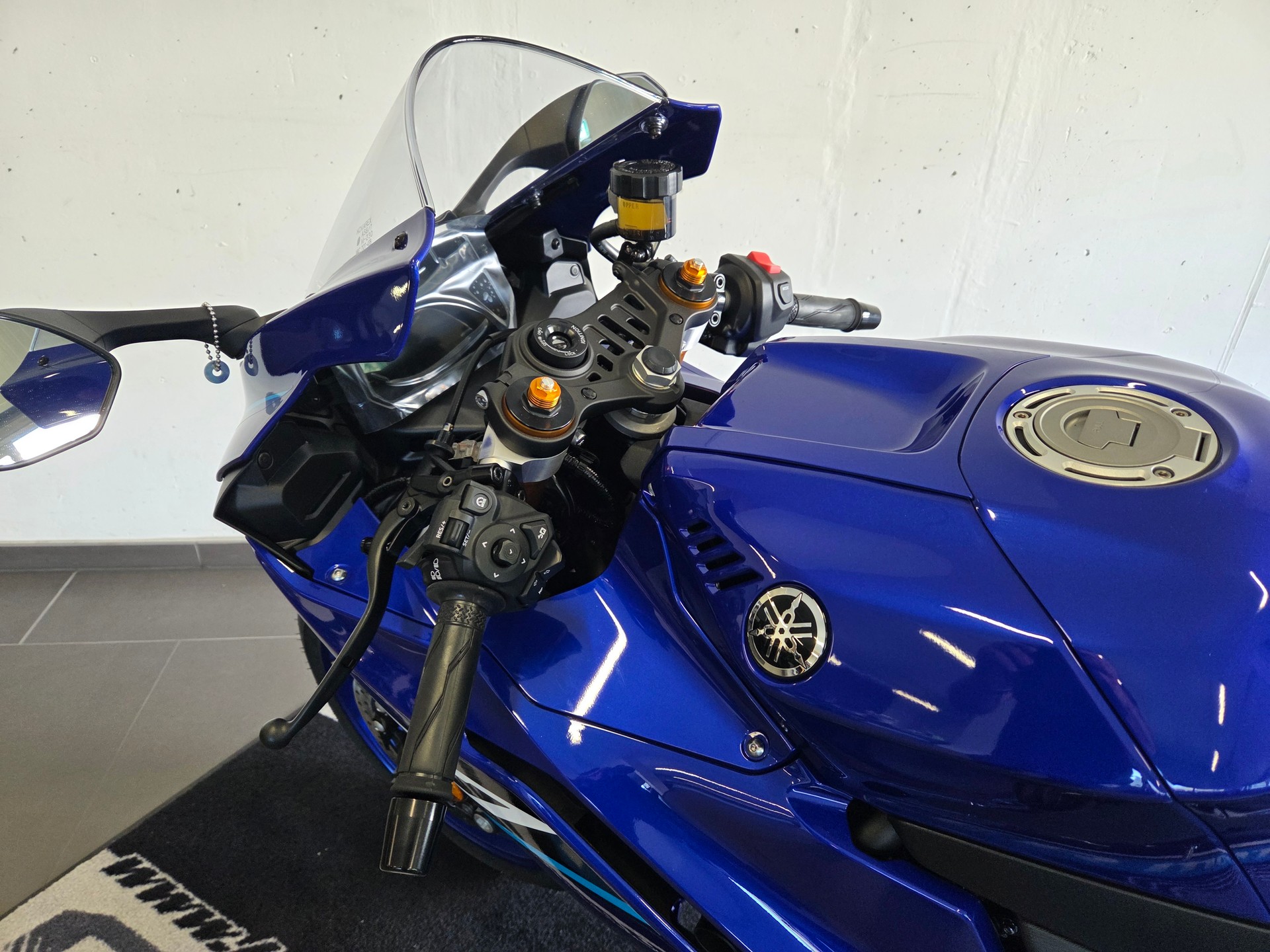 YAMAHA YZF-R7 (35kW)-image-11