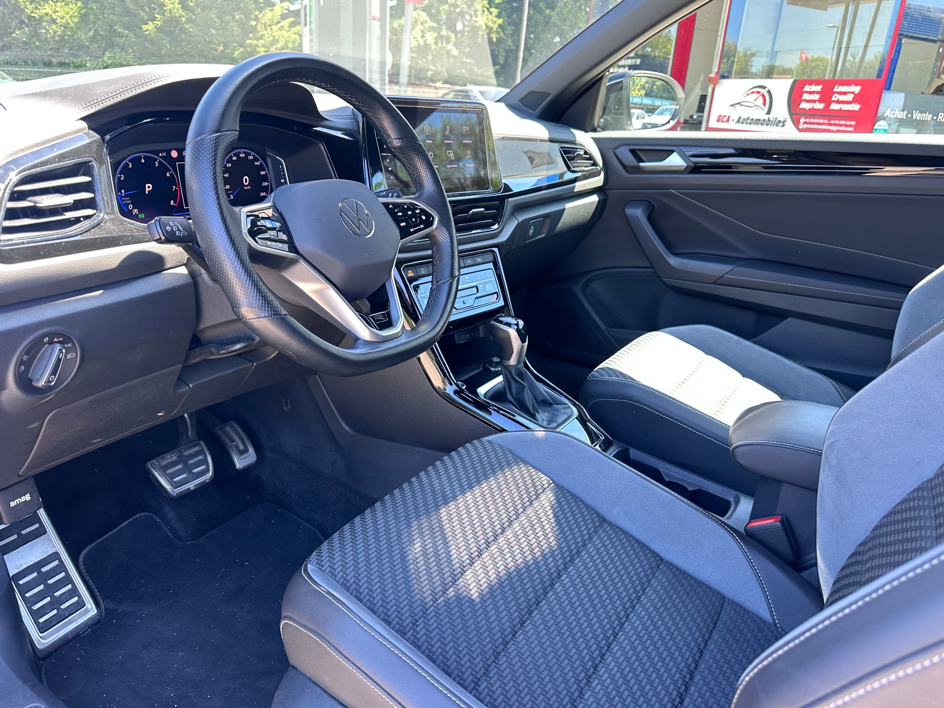 VW T-Roc Cabriolet 1.5 TSI EVO R-Line DSG-image-12