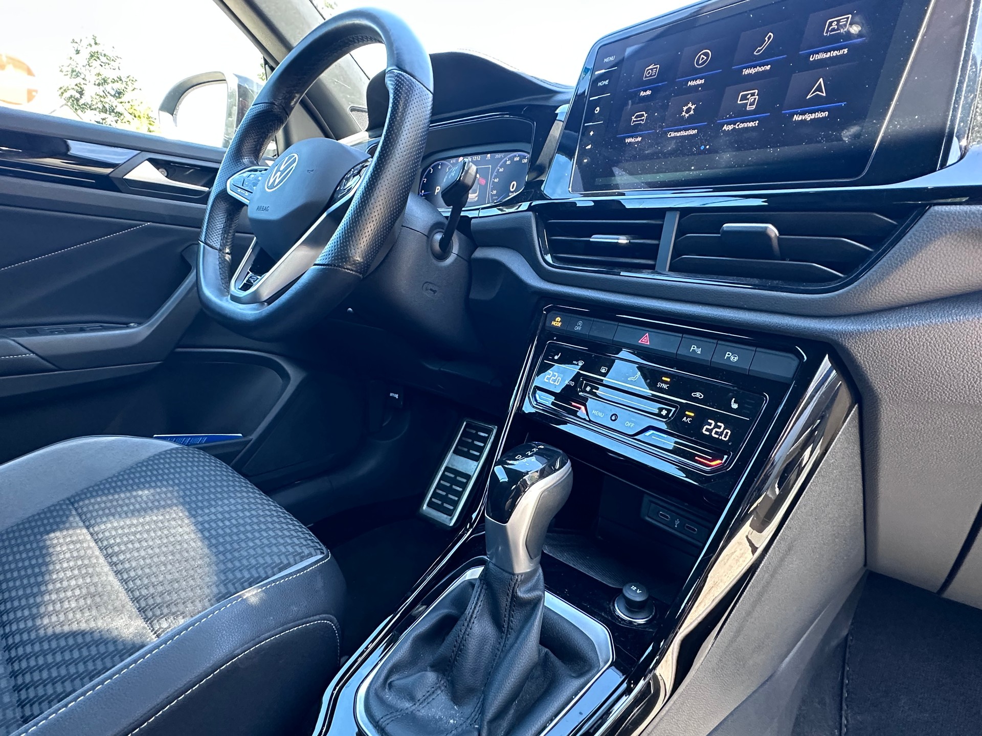 VW T-Roc Cabriolet 1.5 TSI EVO R-Line DSG-image-9