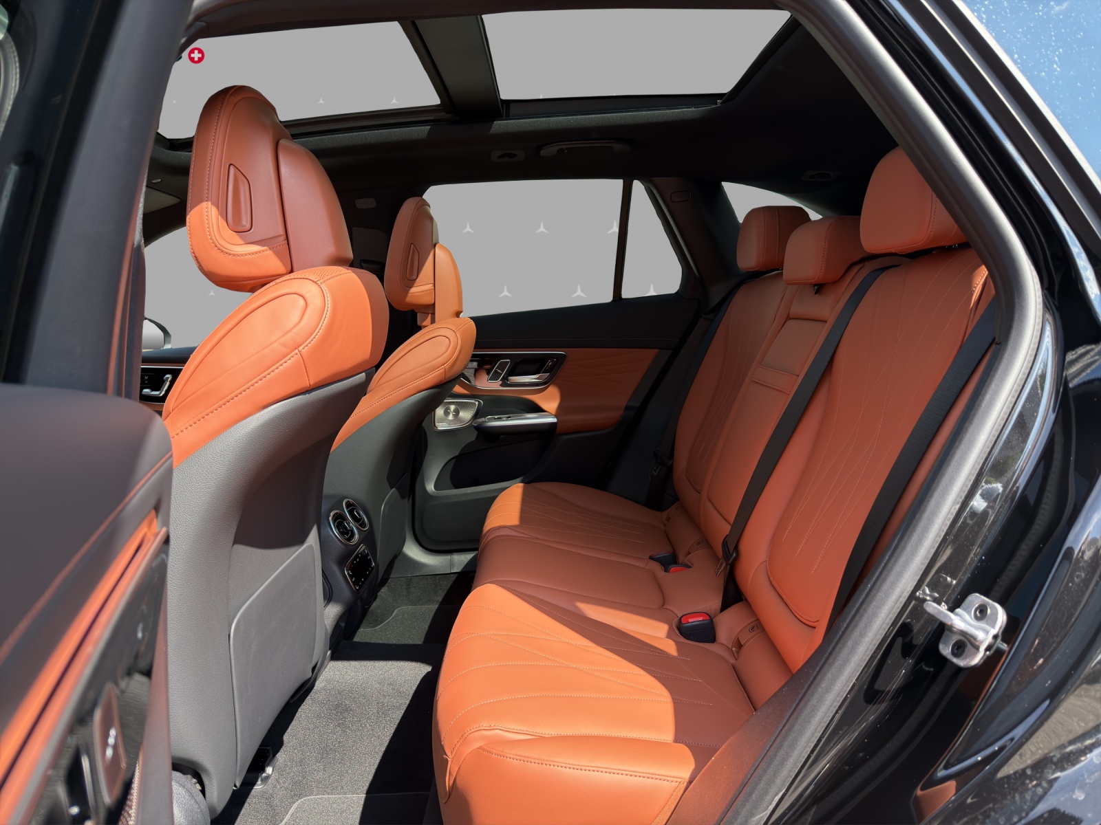 MERCEDES-BENZ GLC 450d 4Matic 9G-Tronic-image-13