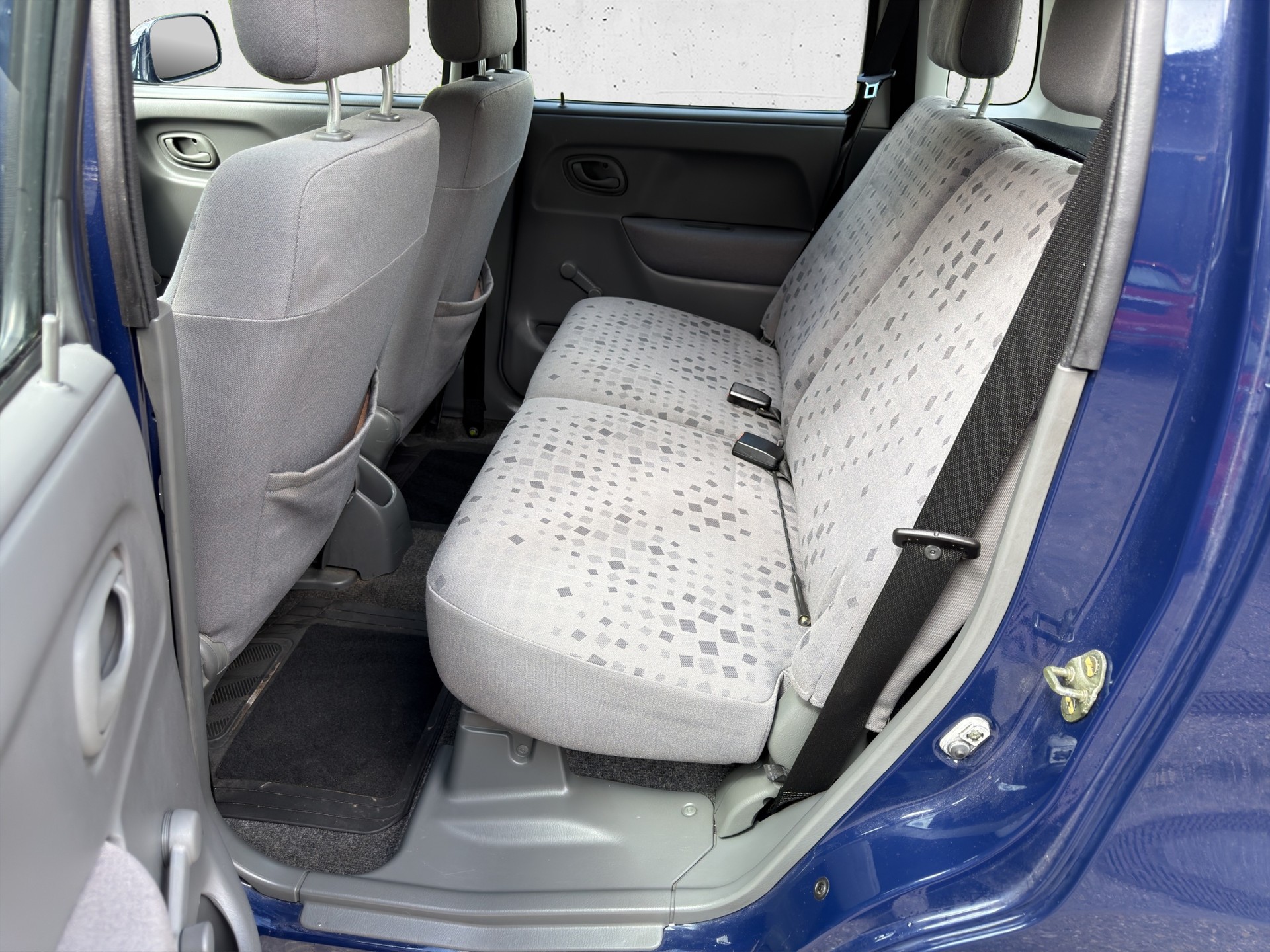 OPEL Agila 1.2 16V Comfort-image-10
