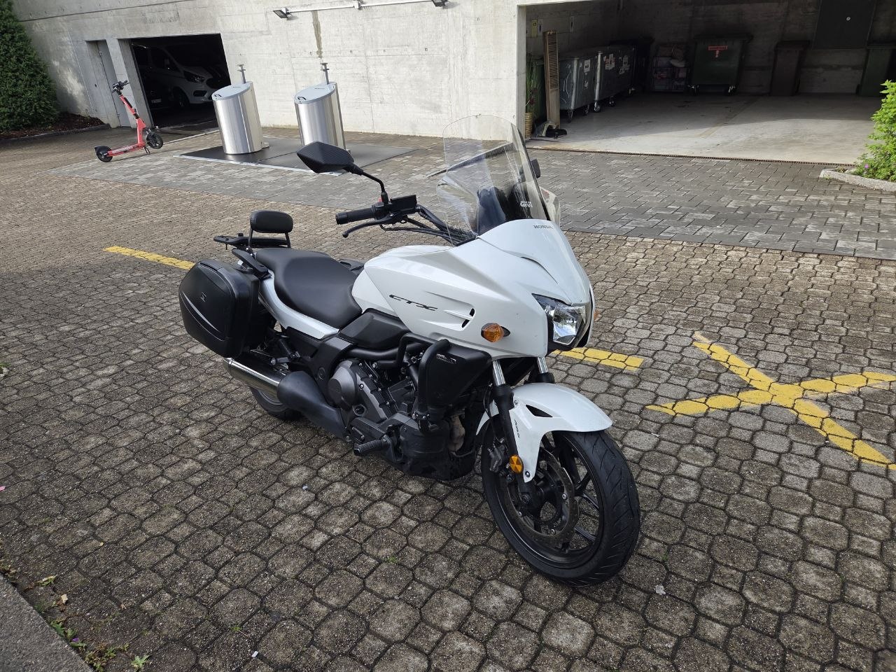 HONDA CTX 700 Cowl-image-2