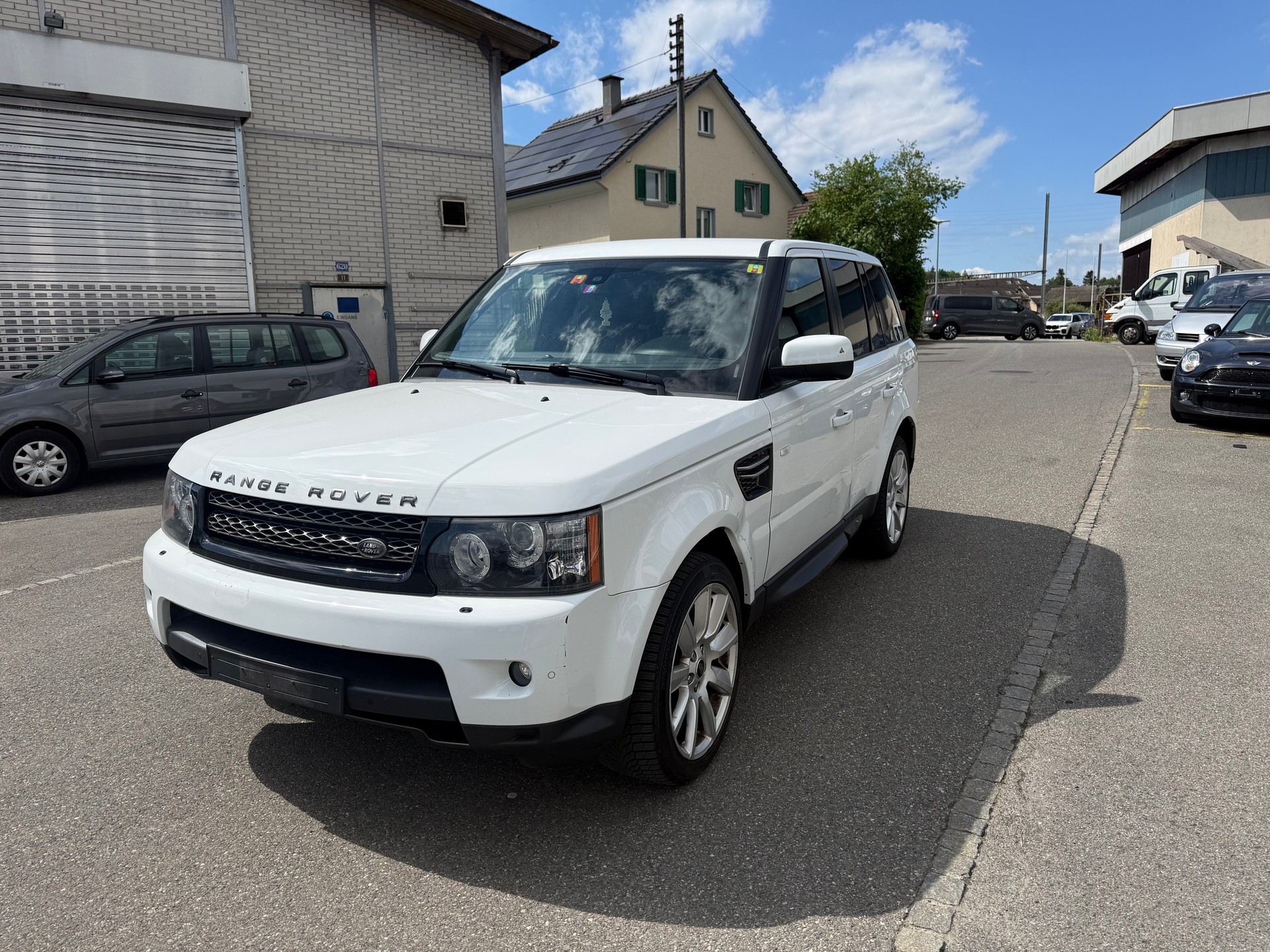 LAND ROVER Range Rover Sport 3.0 TDV6 Zermatt Automatic-image-3