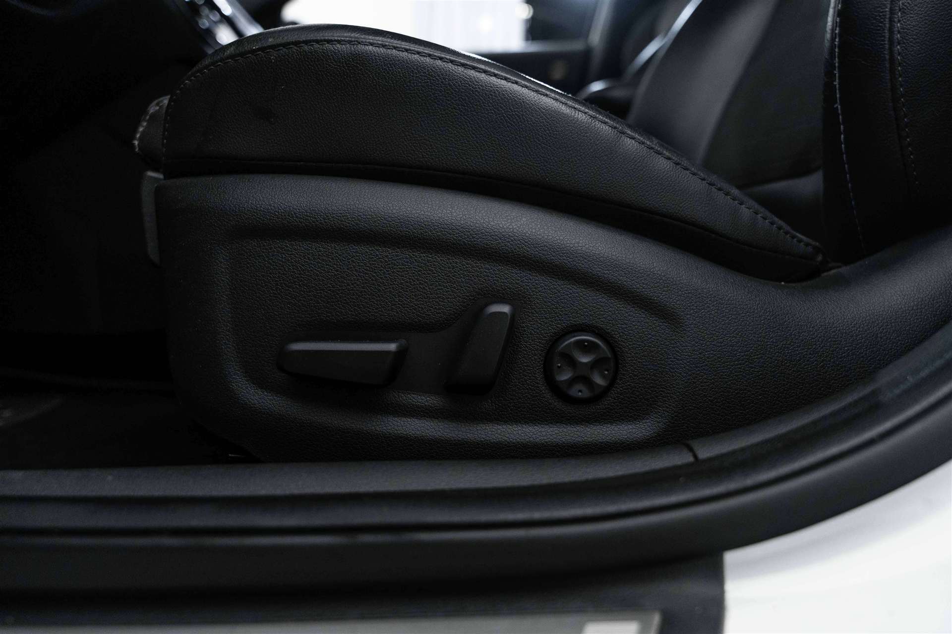 HYUNDAI i30 N 2.0 T-GDi 275PS-image-18