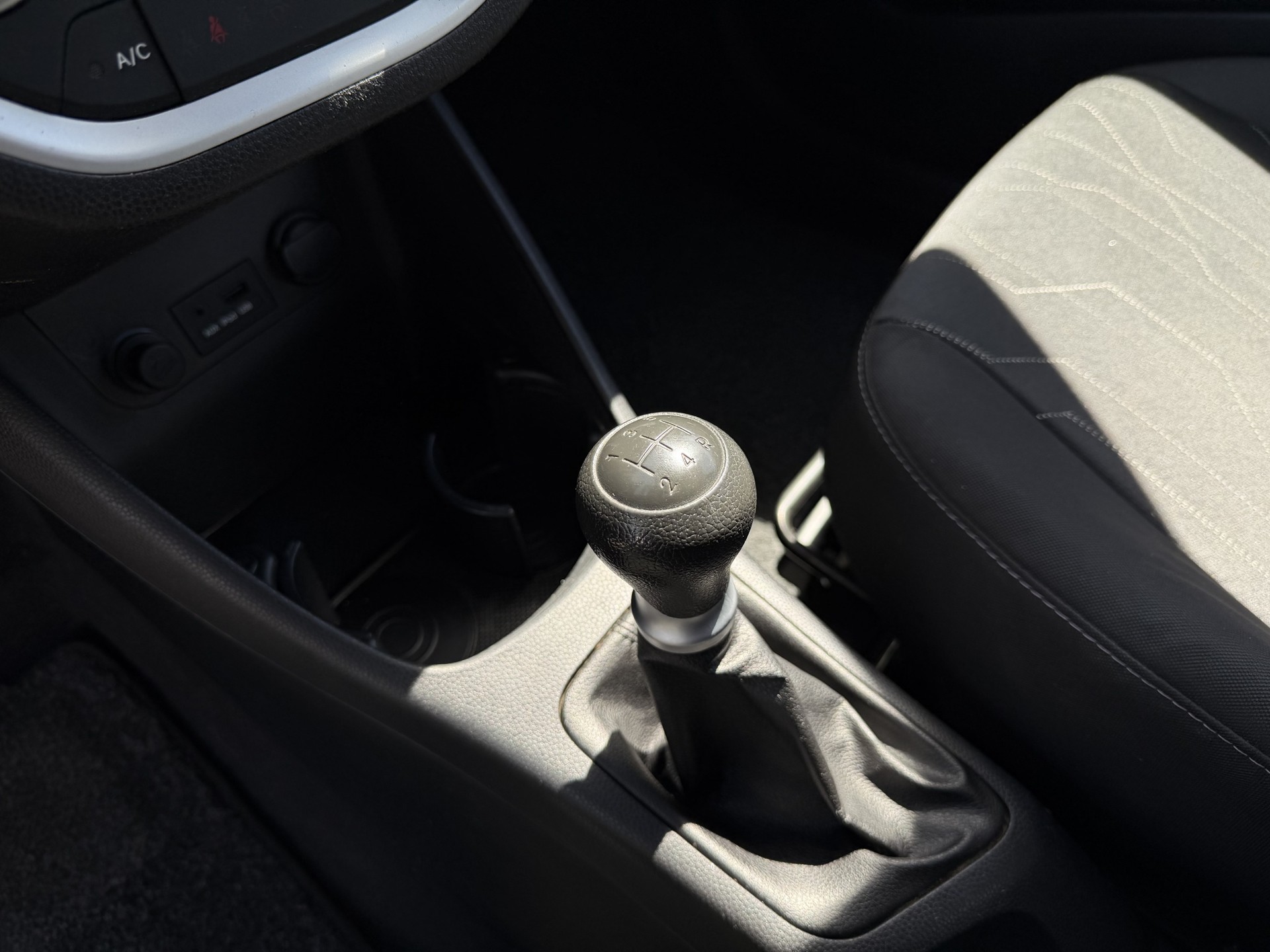 KIA Picanto 1.0 CVVT Trend-image-13