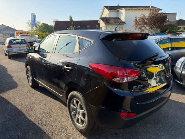 HYUNDAI iX 35 2.0 Comfort 4WD-showroom-element-3