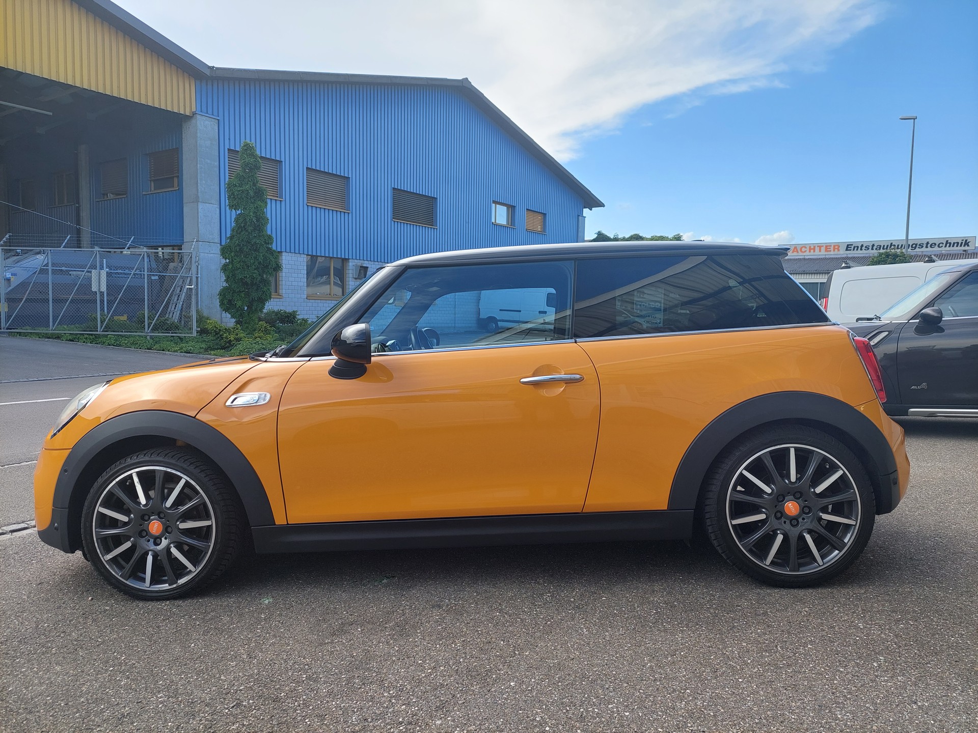 MINI Cooper S-image-2