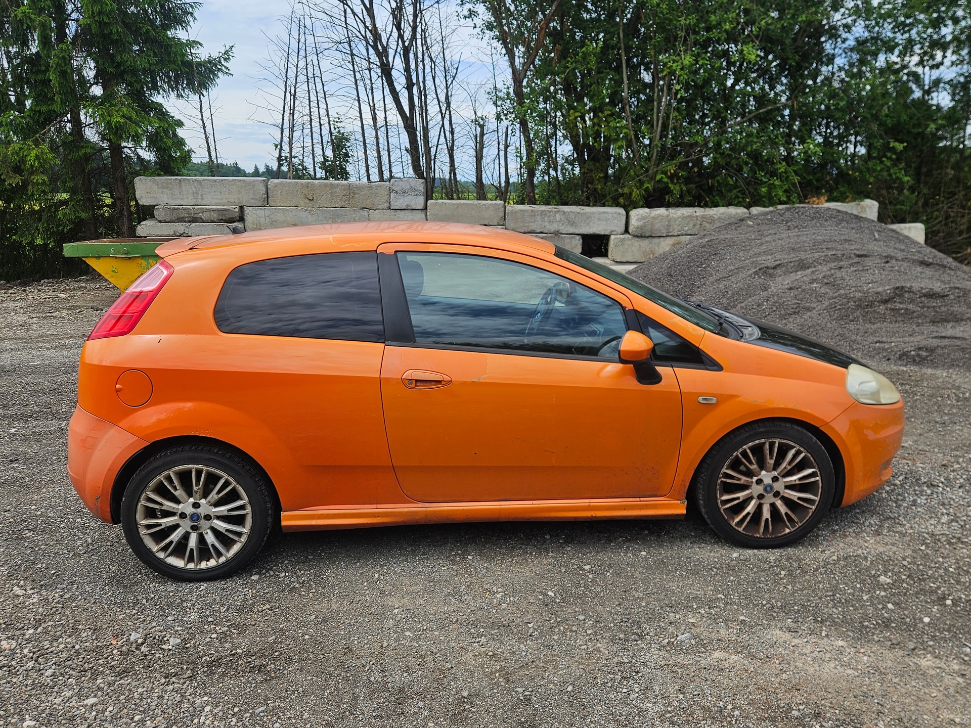 FIAT Punto 1.9 JTD Sport-image-3