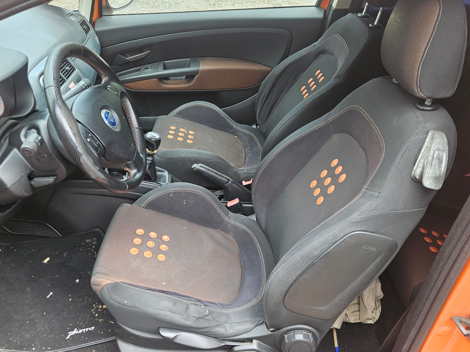 FIAT Punto 1.9 JTD Sport-image-7
