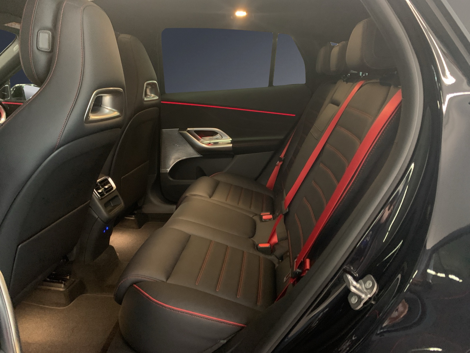 MERCEDES-BENZ GLC 400 EQ 4MATIC 94kWh-image-10
