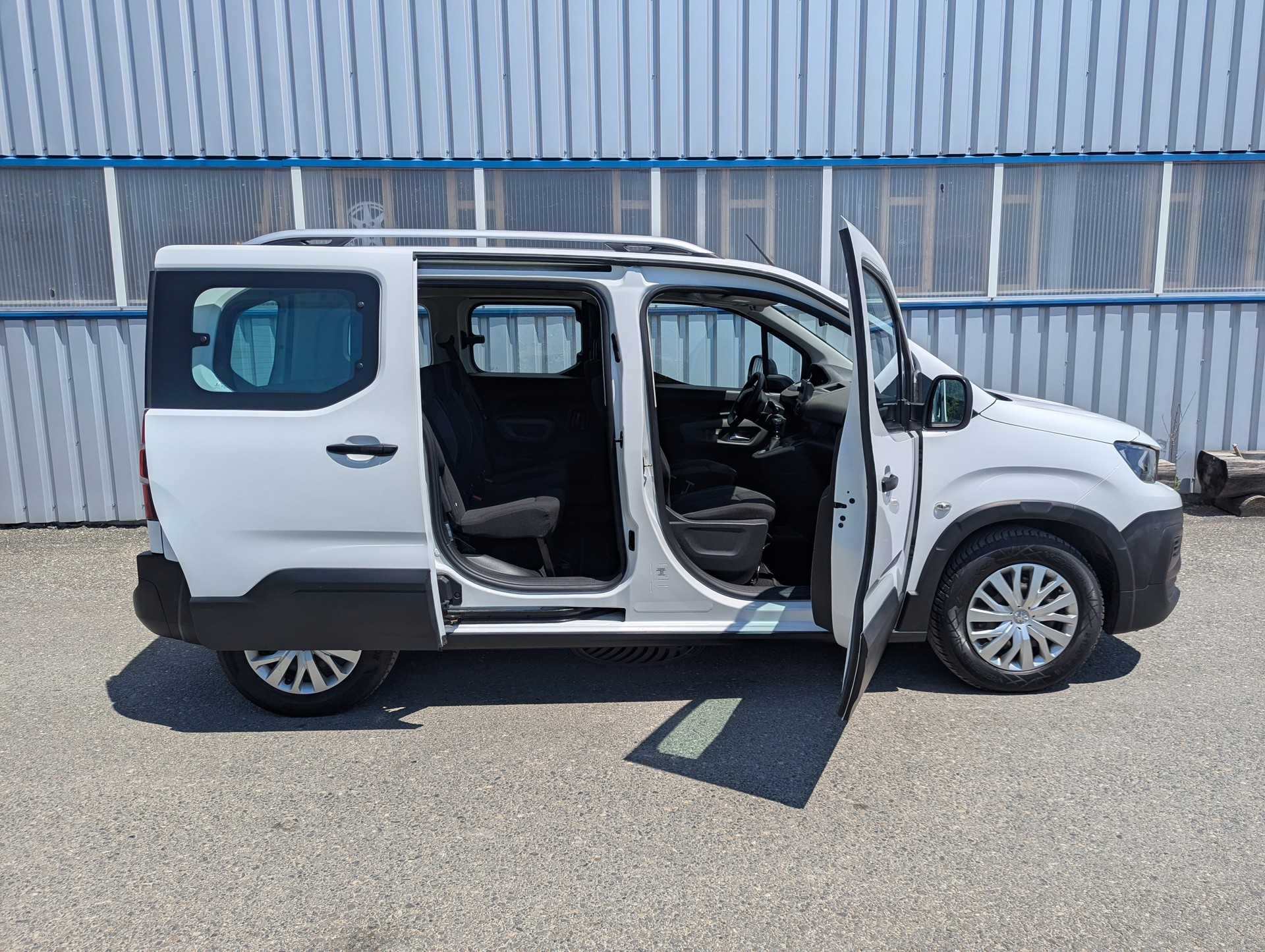 PEUGEOT Rifter 1.2 PureTech Active-image-6