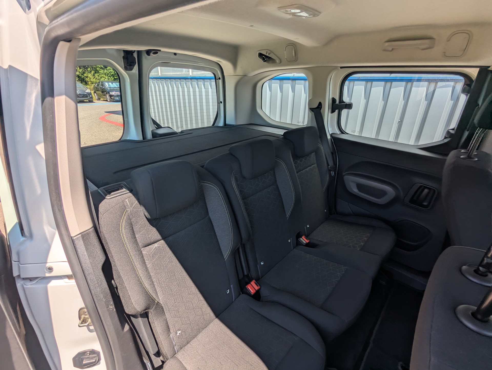 PEUGEOT Rifter 1.2 PureTech Active-image-18