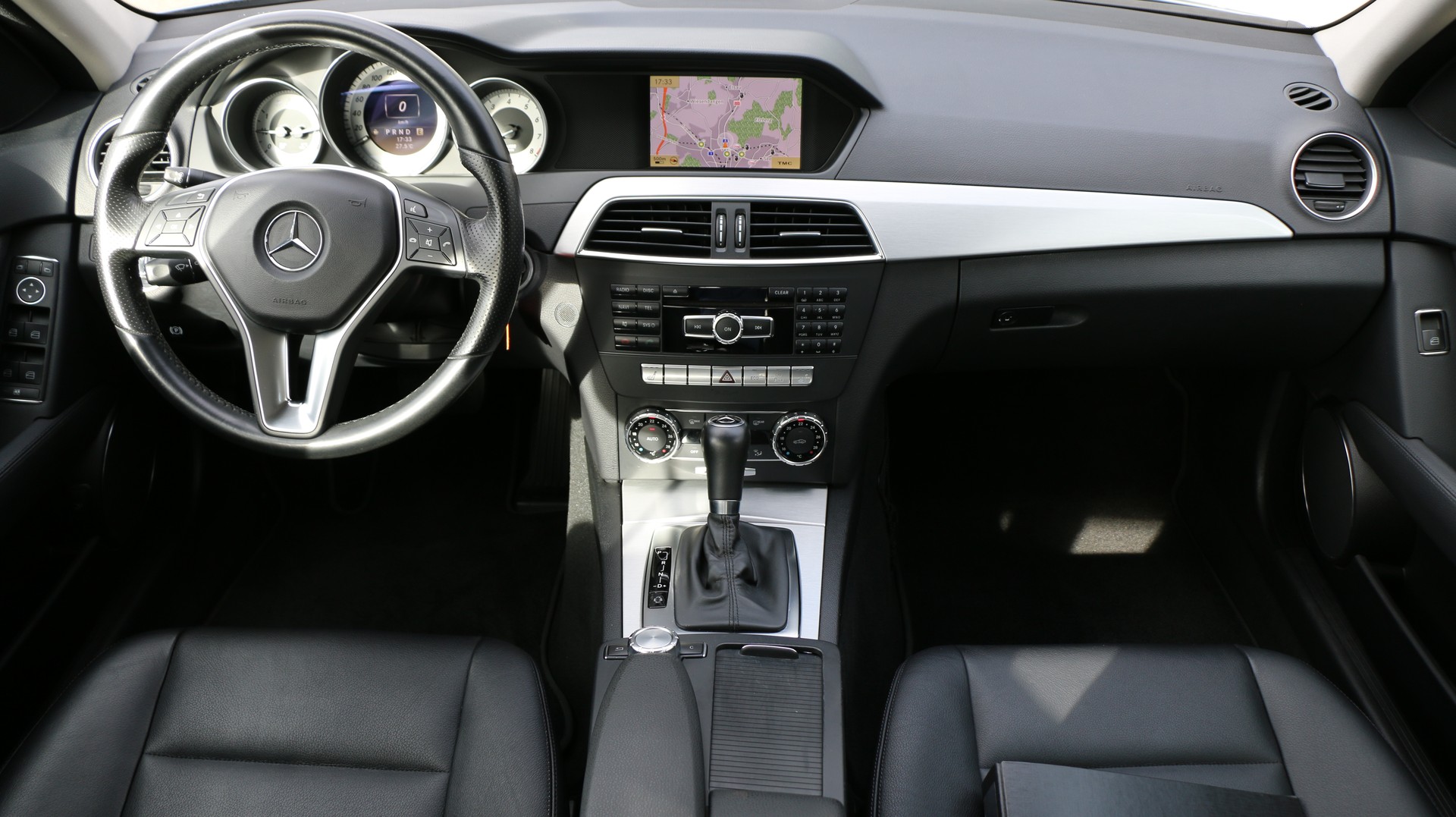 MERCEDES-BENZ C 350 Avantgarde 4Matic-image-11