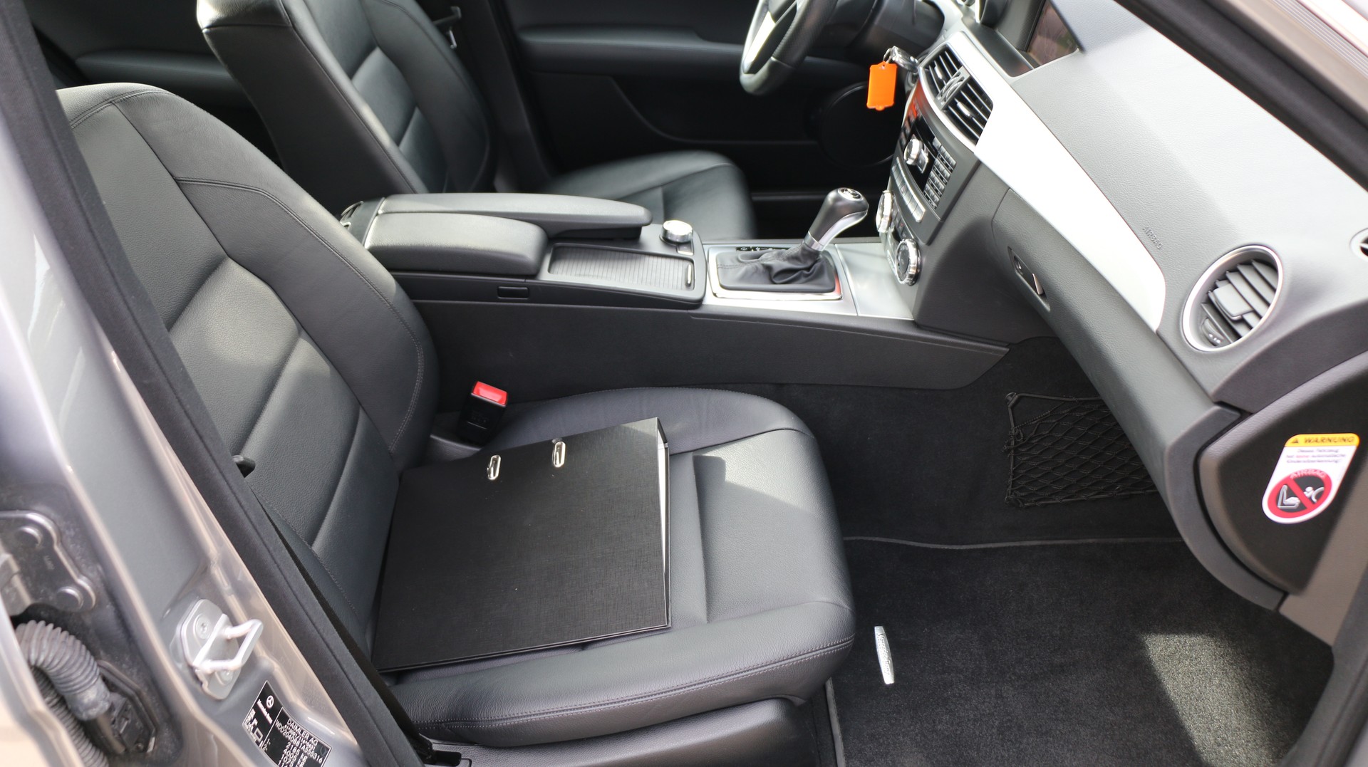MERCEDES-BENZ C 350 Avantgarde 4Matic-image-16
