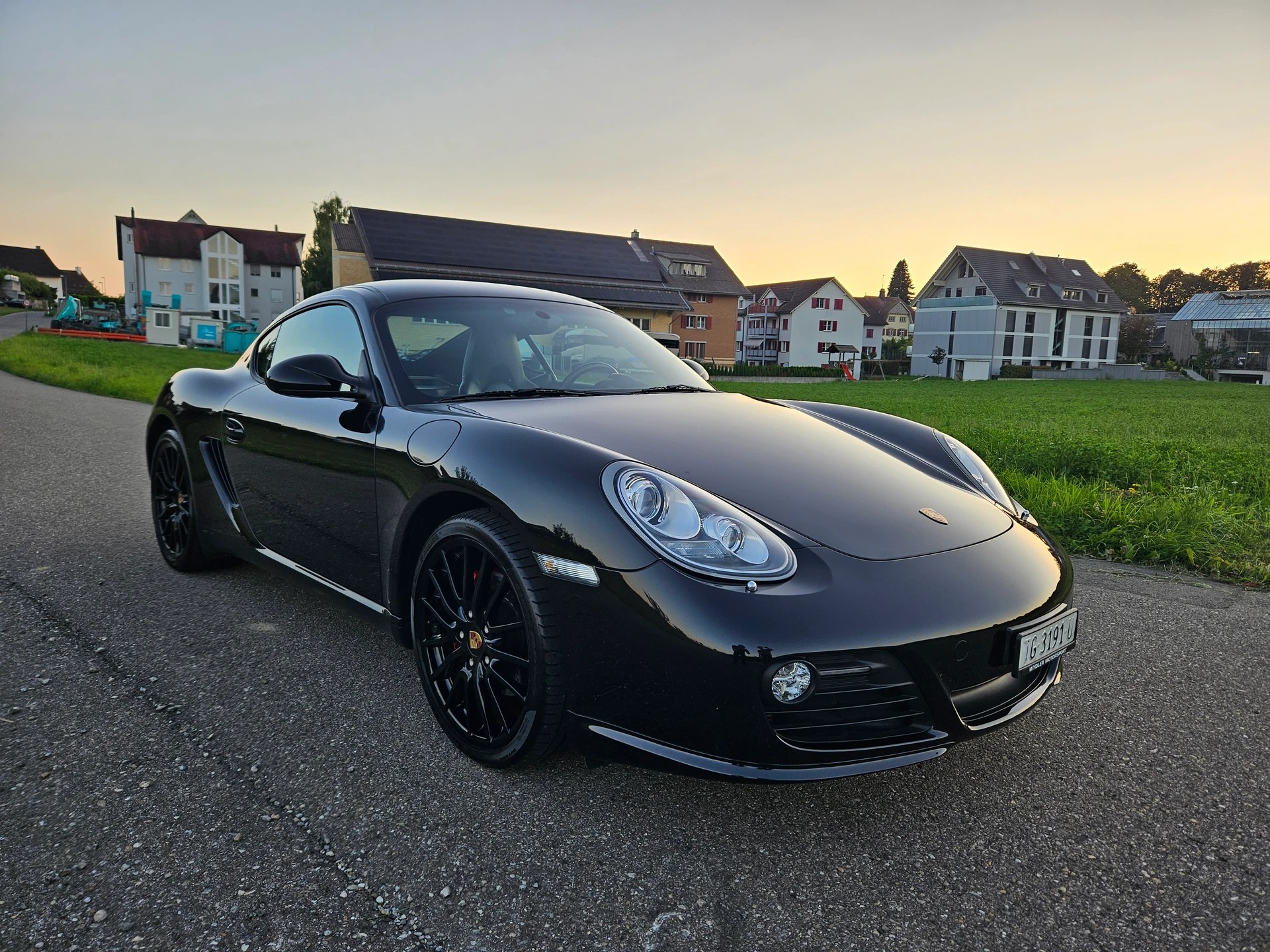 PORSCHE Cayman S 3.4-showroom-element-3