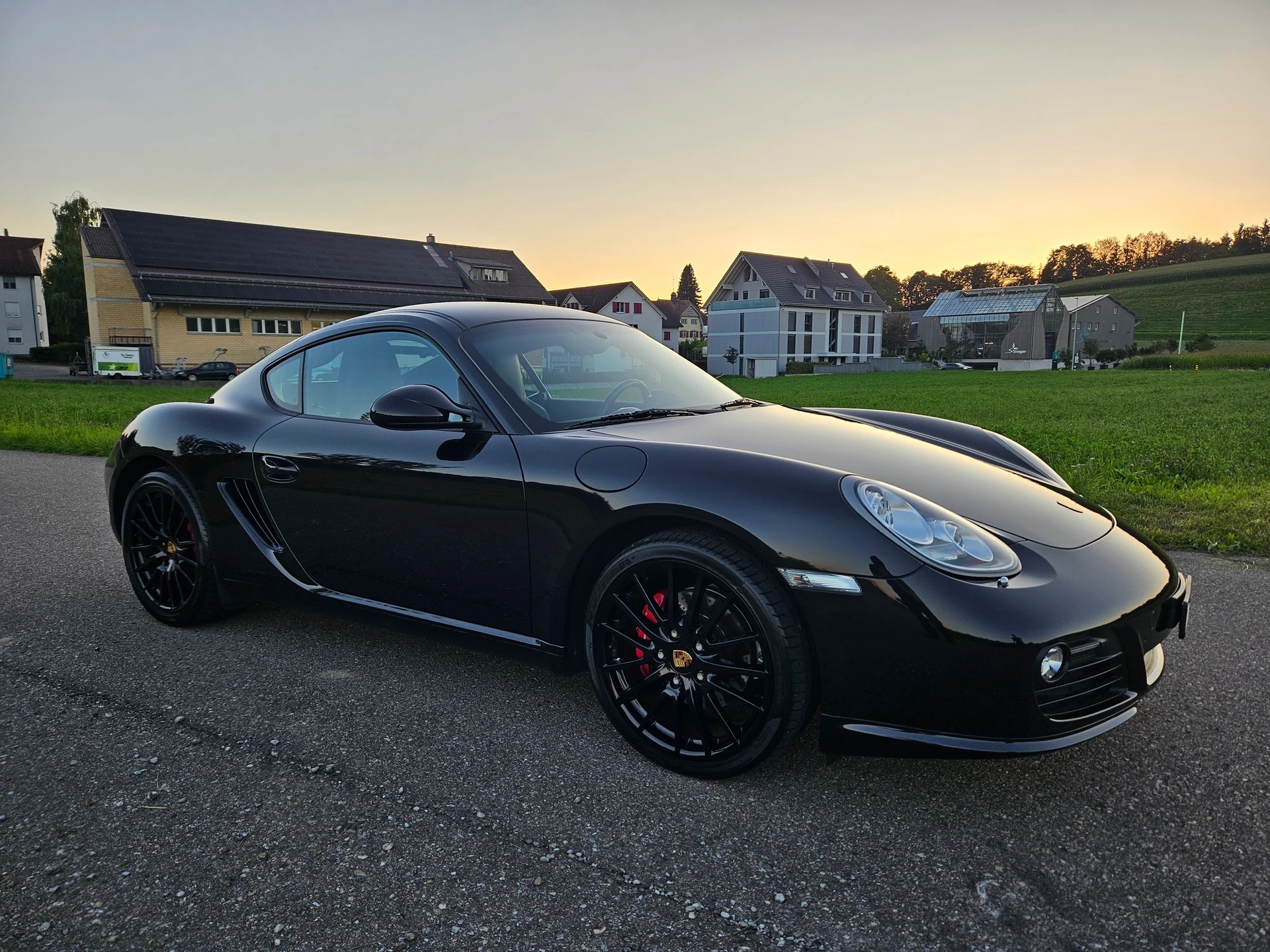 PORSCHE Cayman S 3.4-showroom-element-1