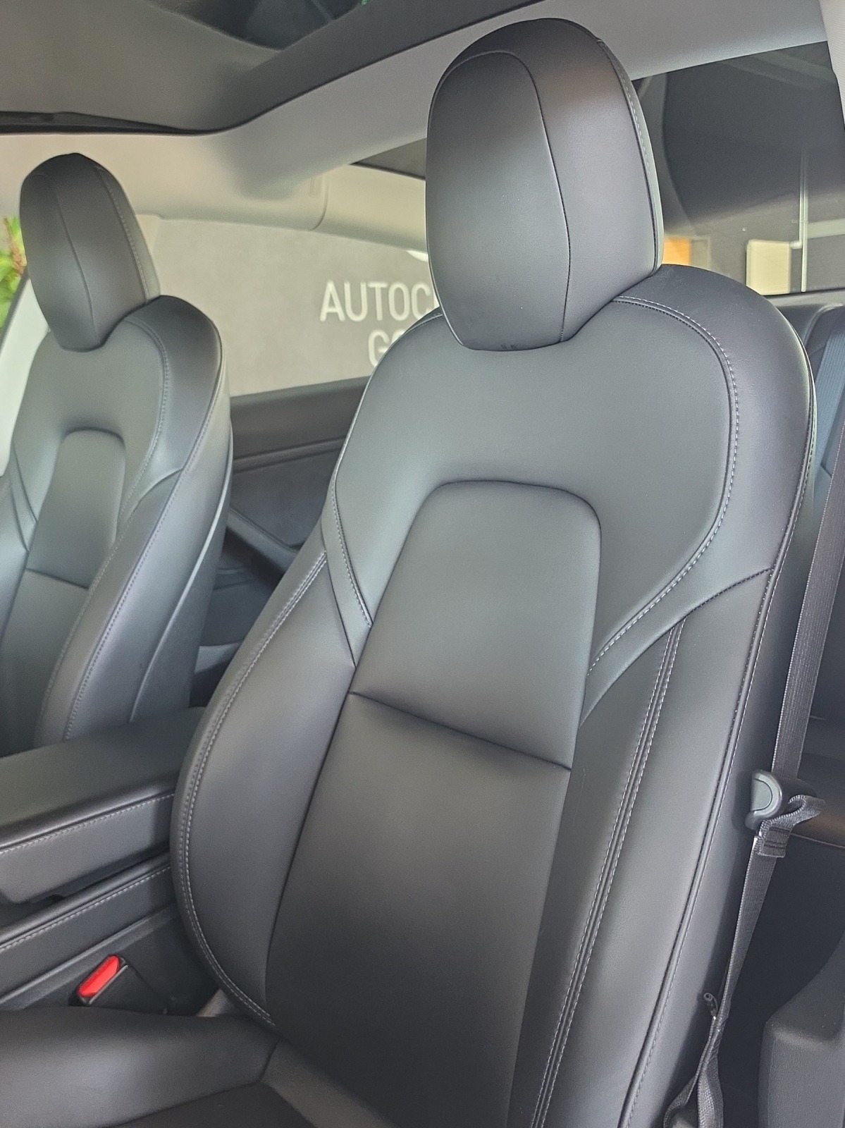 TESLA Model 3 Long Range Dual Motor AWD-image-8
