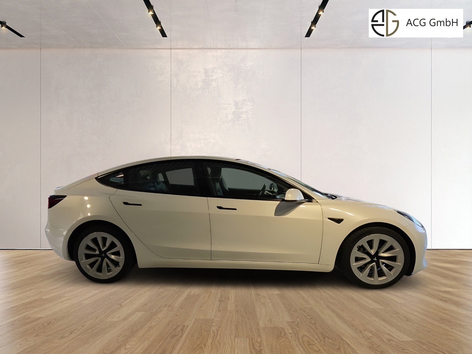 TESLA Model 3 Long Range Dual Motor AWD-image-4