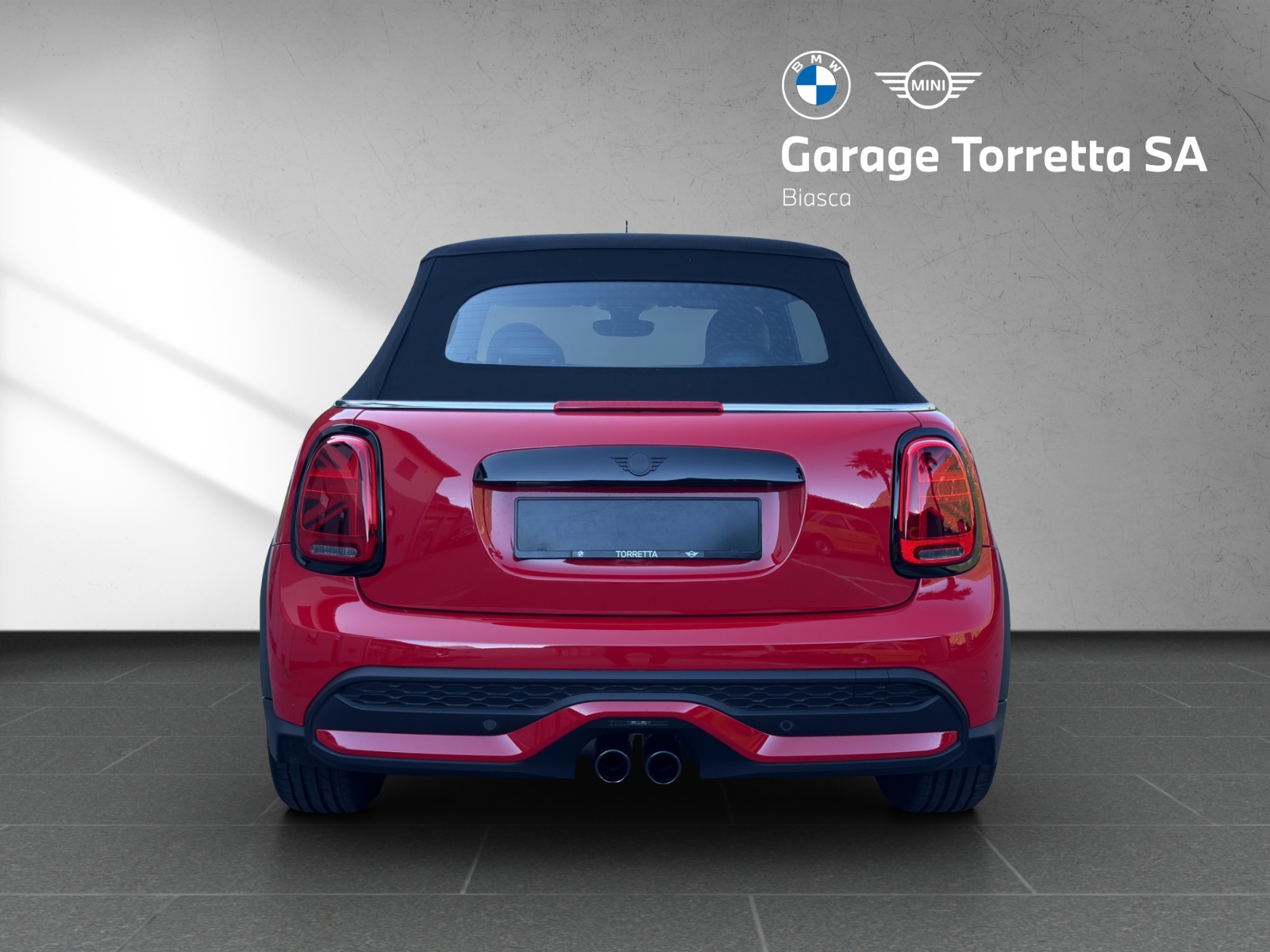 MINI Cooper S Cabriolet DKG-showroom-element-3