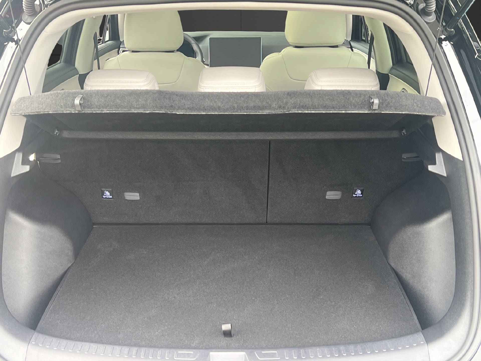 BYD Atto 2 DM-i Boost-image-12