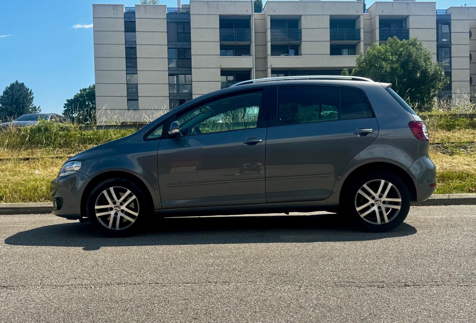 VW Golf Plus 1.4 TSI Comfortline DSG-showroom-element-1