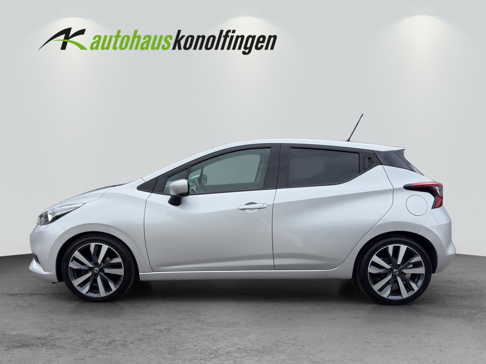 NISSAN Micra 1.0 IG-T Tekna-showroom-element-1
