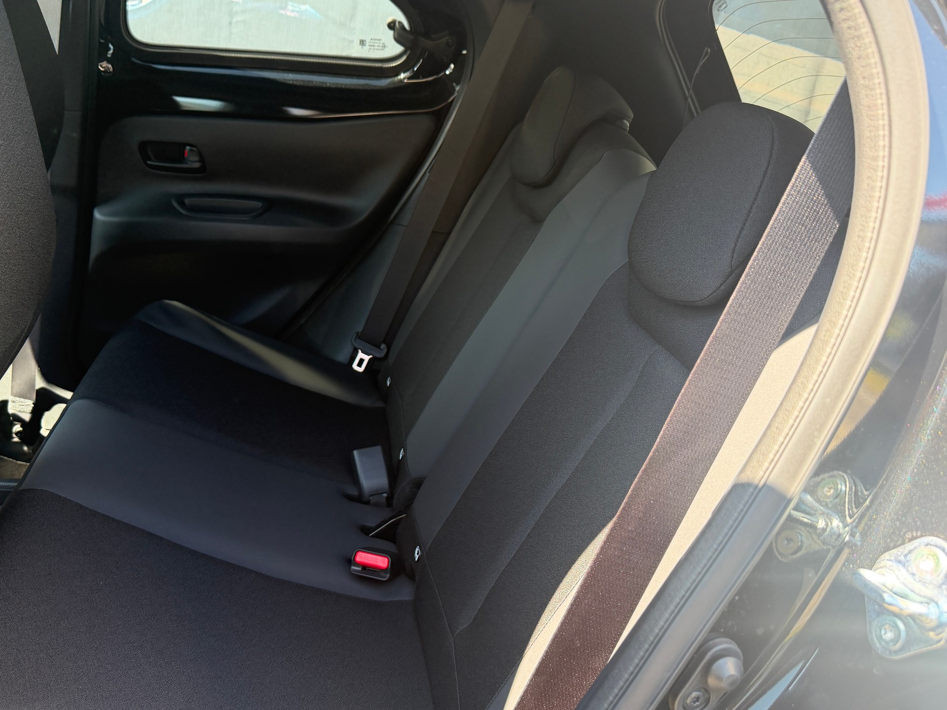 TOYOTA Aygo X 1.5 GR Sport e-CVT-image-6