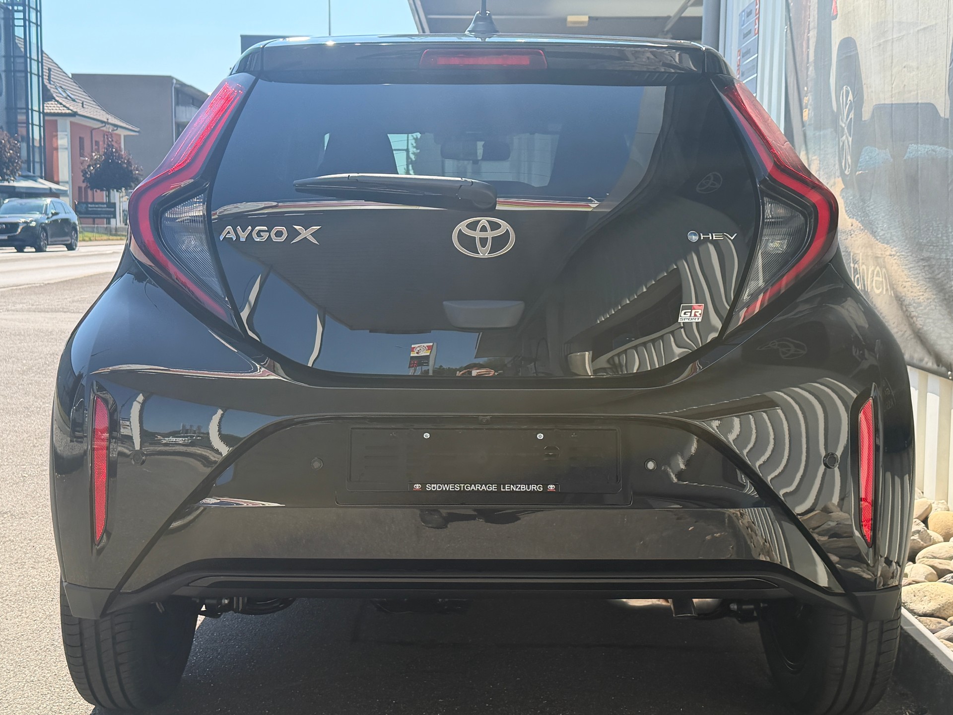 TOYOTA Aygo X 1.5 GR Sport e-CVT-image-5