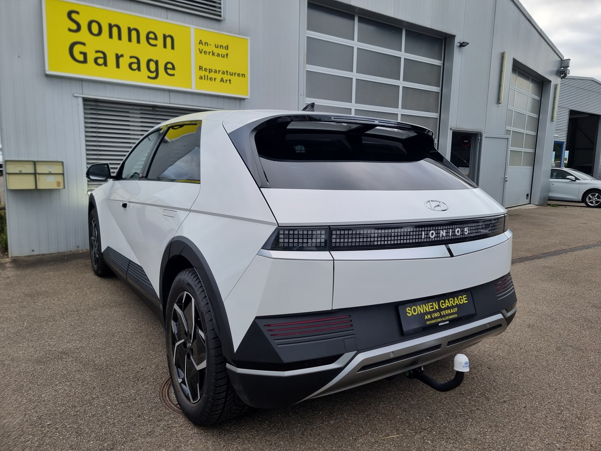 HYUNDAI Ioniq 5 77kWh Amplia 4WD-image-10