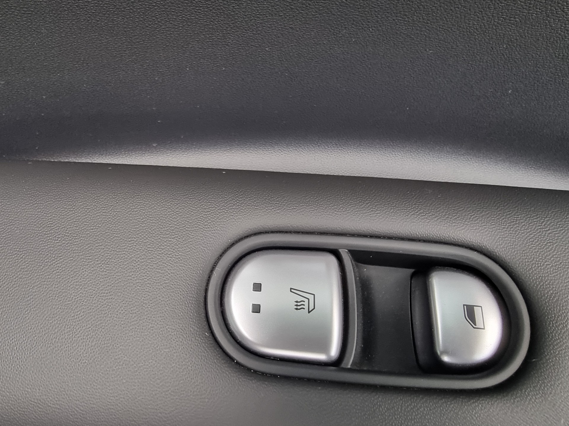HYUNDAI Ioniq 5 77kWh Amplia 4WD-image-7