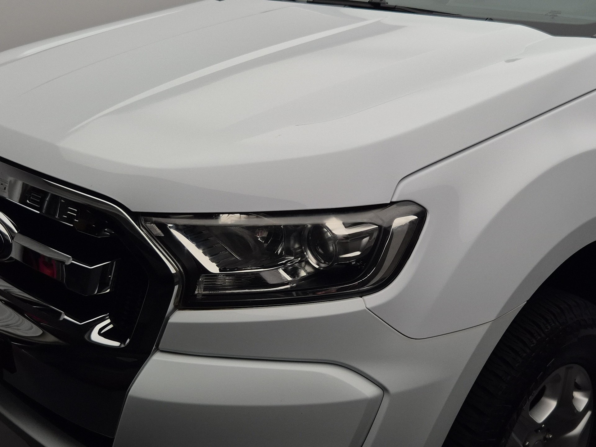 FORD Ranger DKab.Pick-up 2.2 TDCi 4x4 Limited-image-17