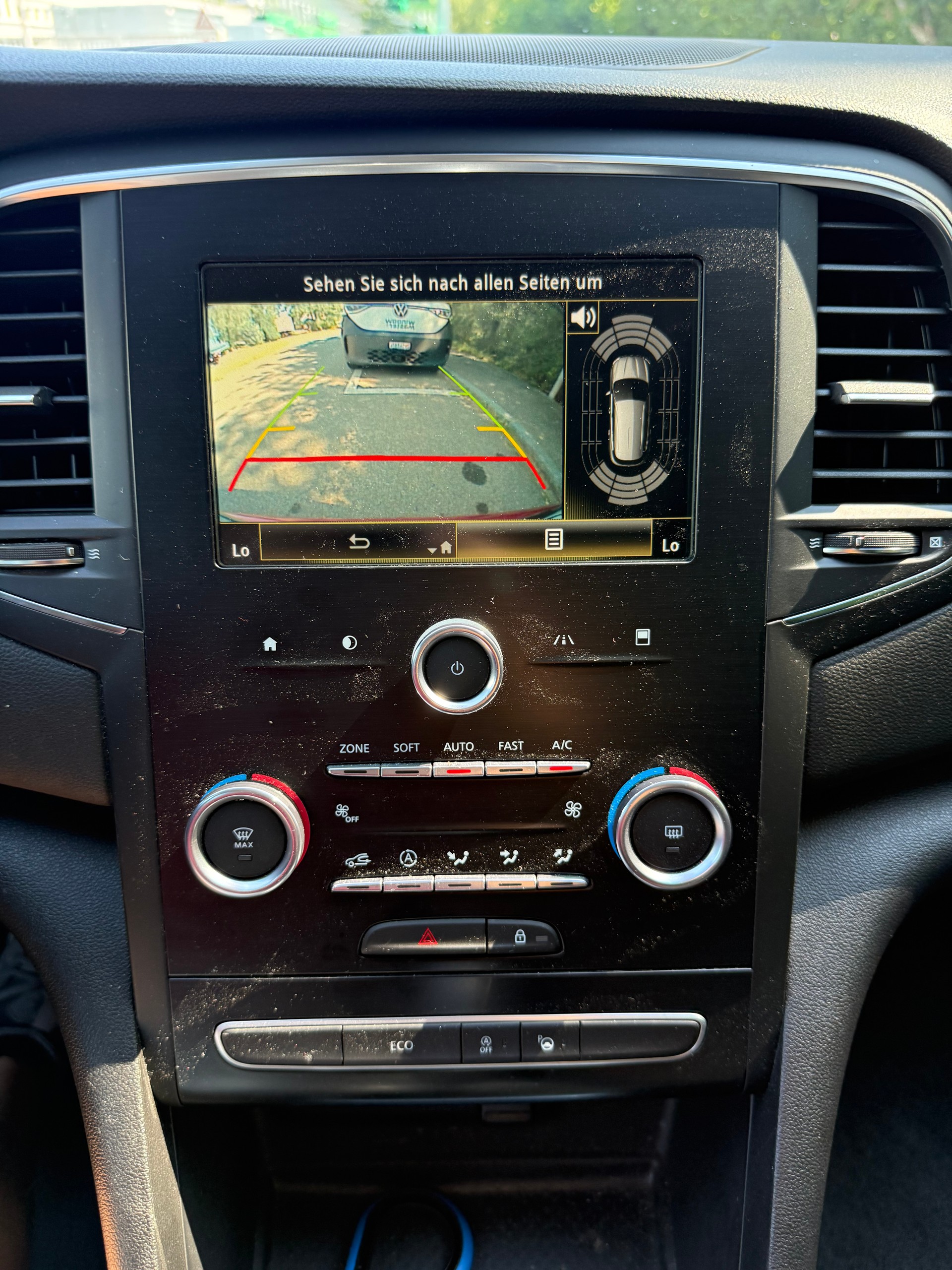 RENAULT Mégane Grandtour 1.3 16V Turbo GT Line EDC-image-13