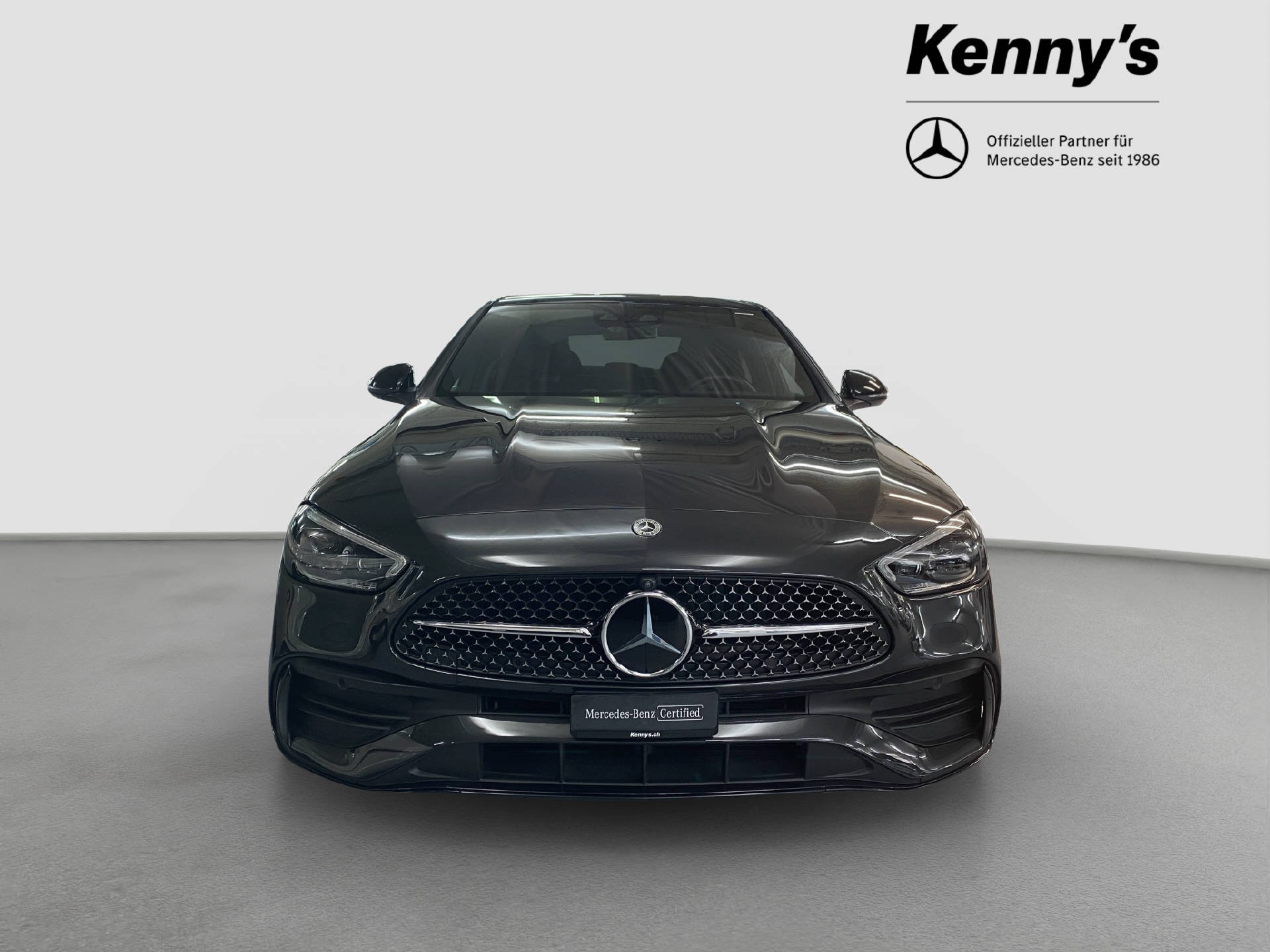 MERCEDES-BENZ C 200 AMG Line 4MATIC-showroom-element-1