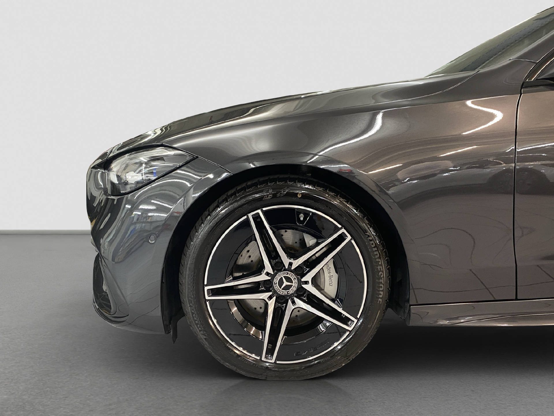 MERCEDES-BENZ C 200 AMG Line 4MATIC-image-5
