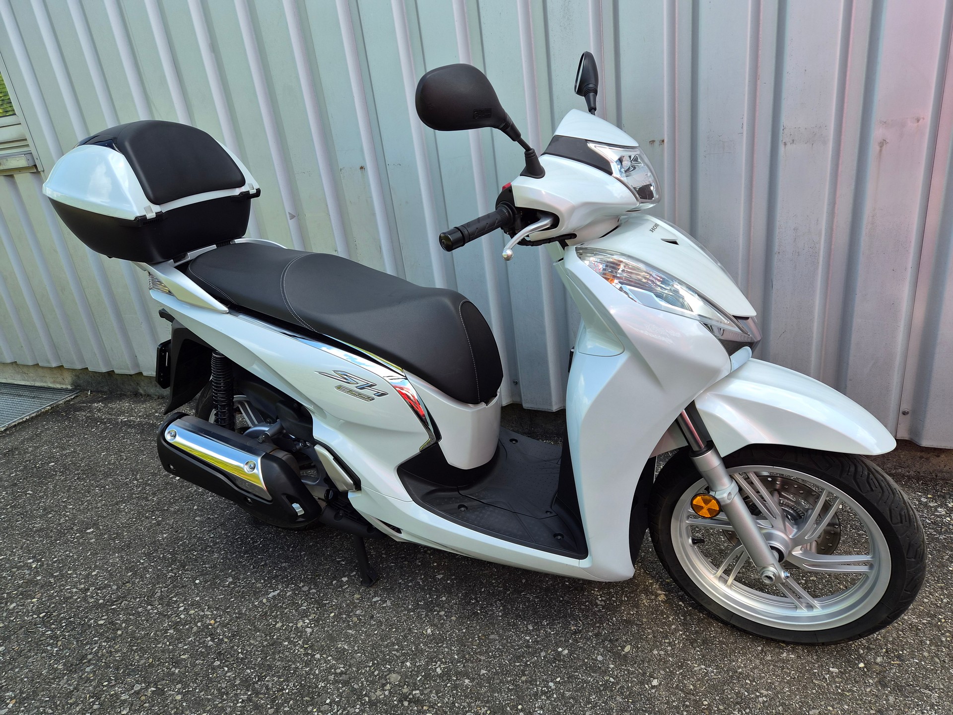 HONDA SH 300 i ABS-image-1
