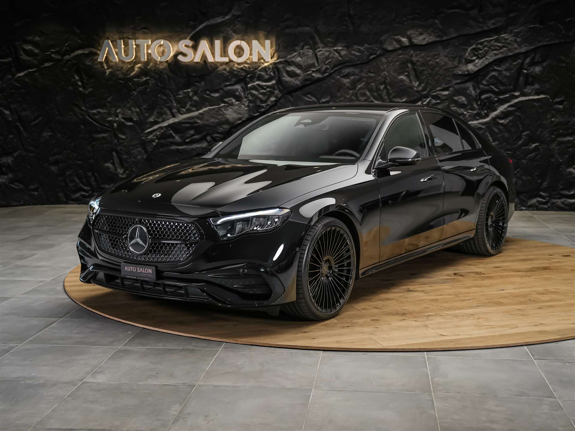MERCEDES-BENZ E 220 d AMG Line 4Matic 9G-Tronic *Werksgarantie*21" Felgen*Abstandsregler*