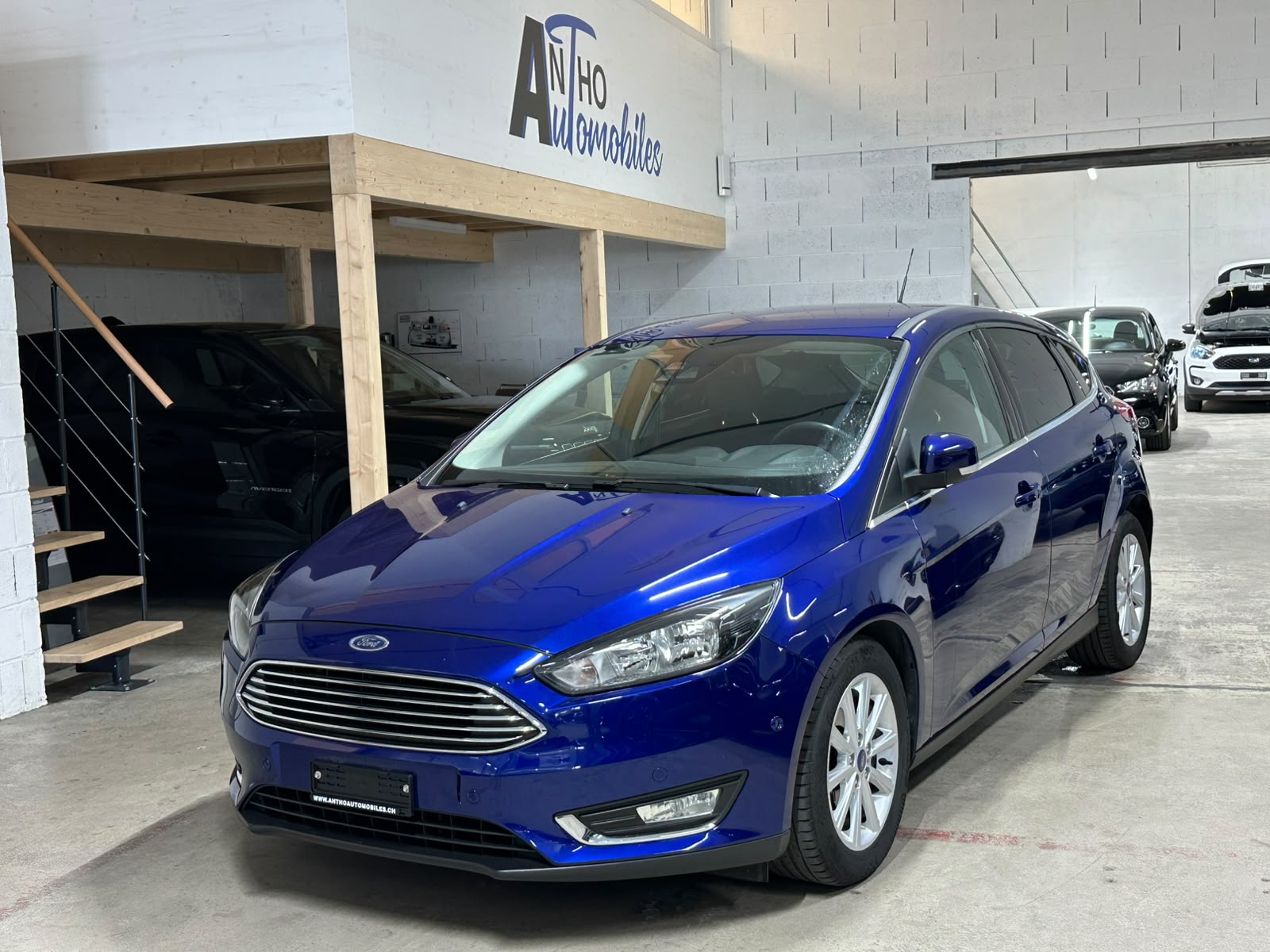 FORD Focus 1.0 SCTi Carving