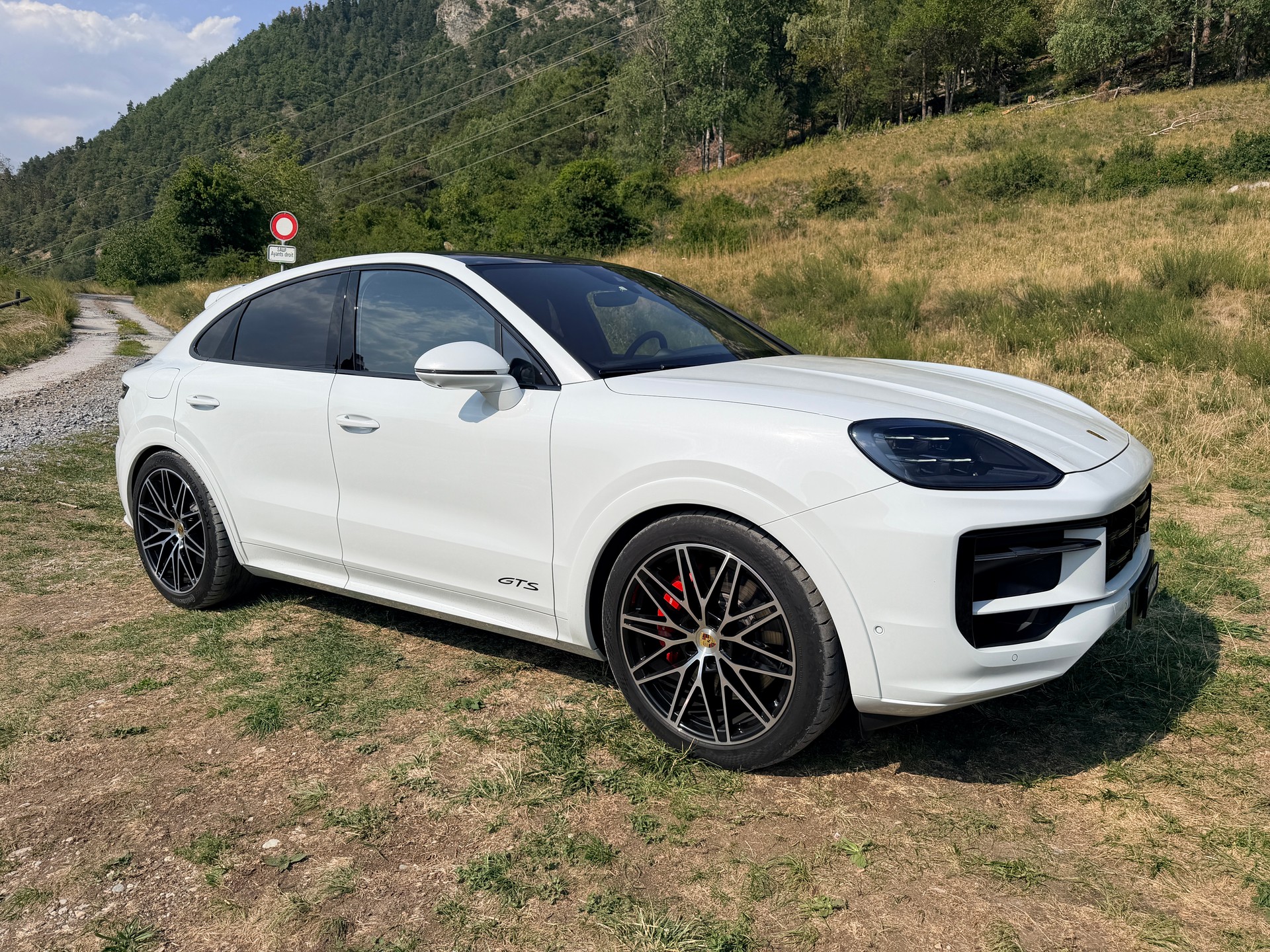PORSCHE Cayenne Coupé GTS Tiptronic-showroom-element-2