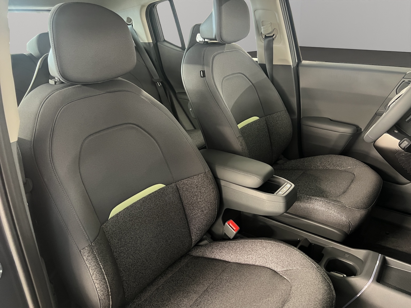 KIA EV2 61 kWh Air 5P-image-12