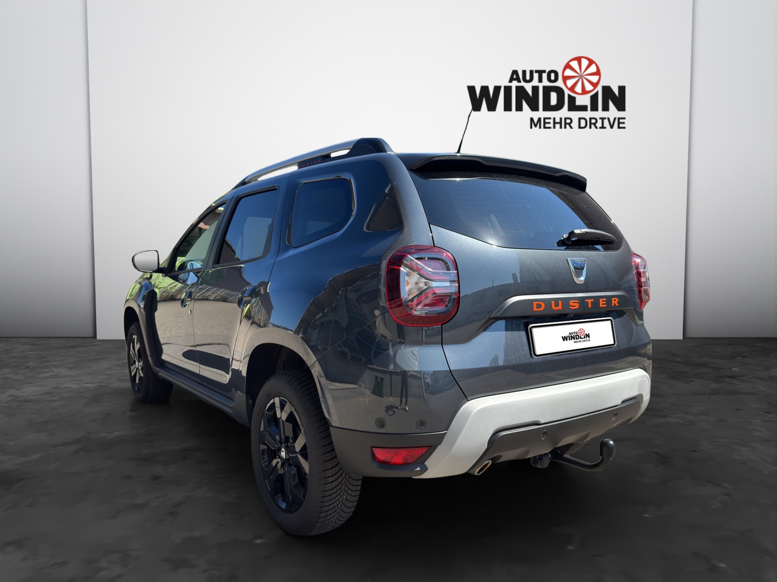 DACIA Duster 1.3 TCe 150 Extreme 4WD-showroom-element-3
