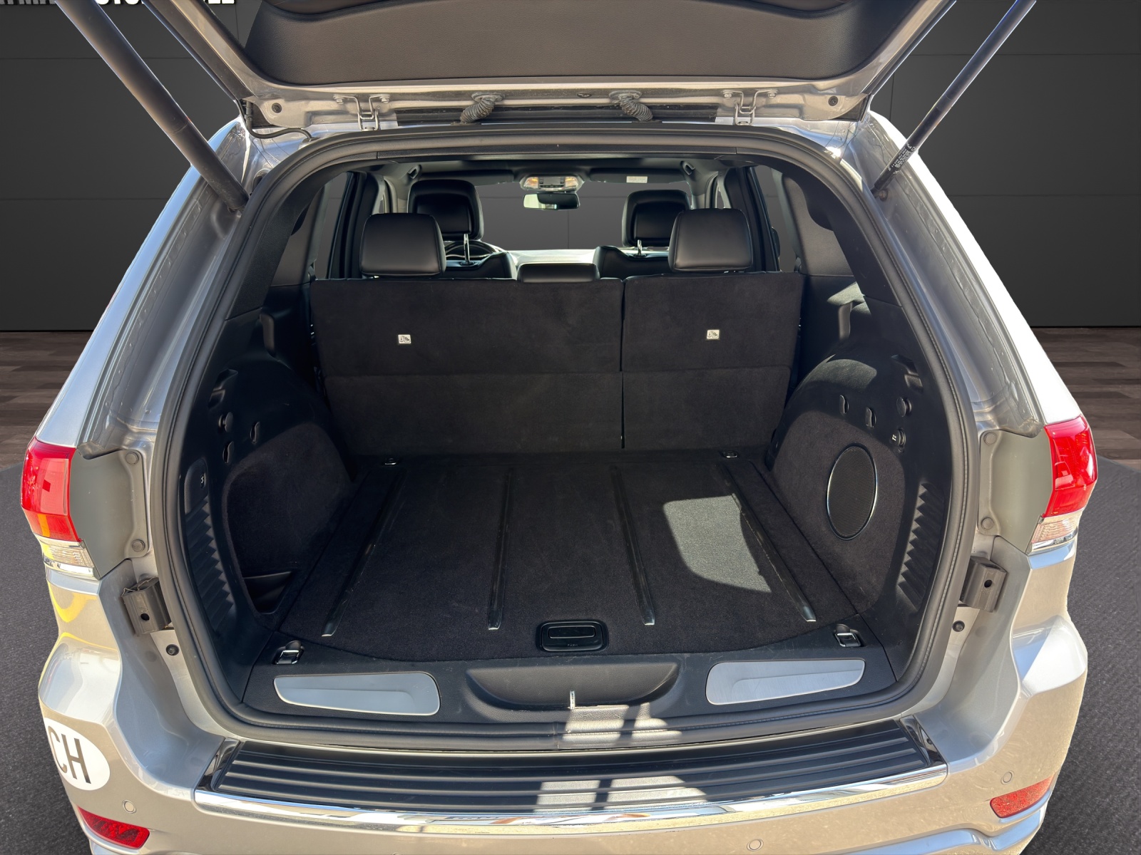 JEEP Grand Cherokee 3.0 CRD Overland Automatic – 4x4 – ab MFK – Garantie-image-5